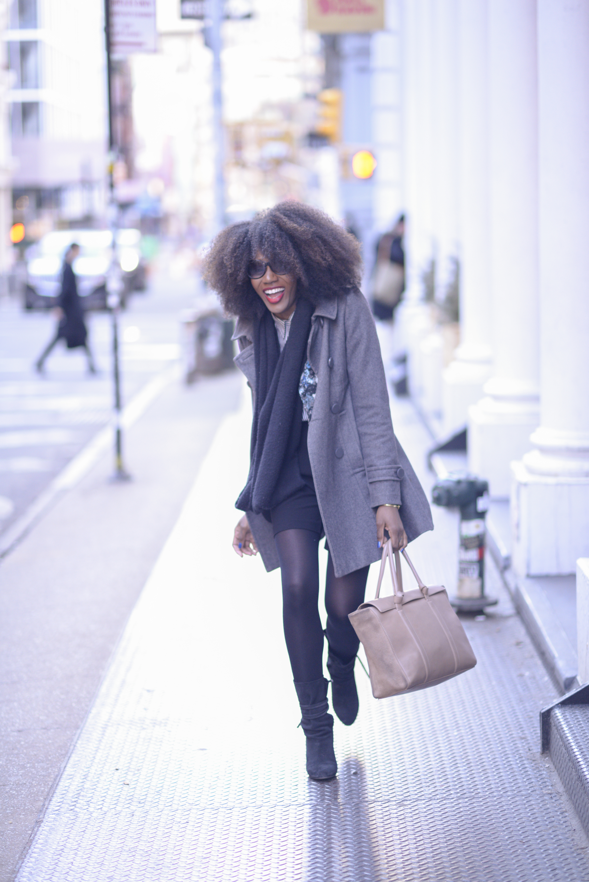 Raven is a recent import to NYC from Long Beach, Cali. Dope wardrobe stylist and has a truly dope sense of style... But her hair takes the cake! It is pretty frikkin amazing. Check her out HERE