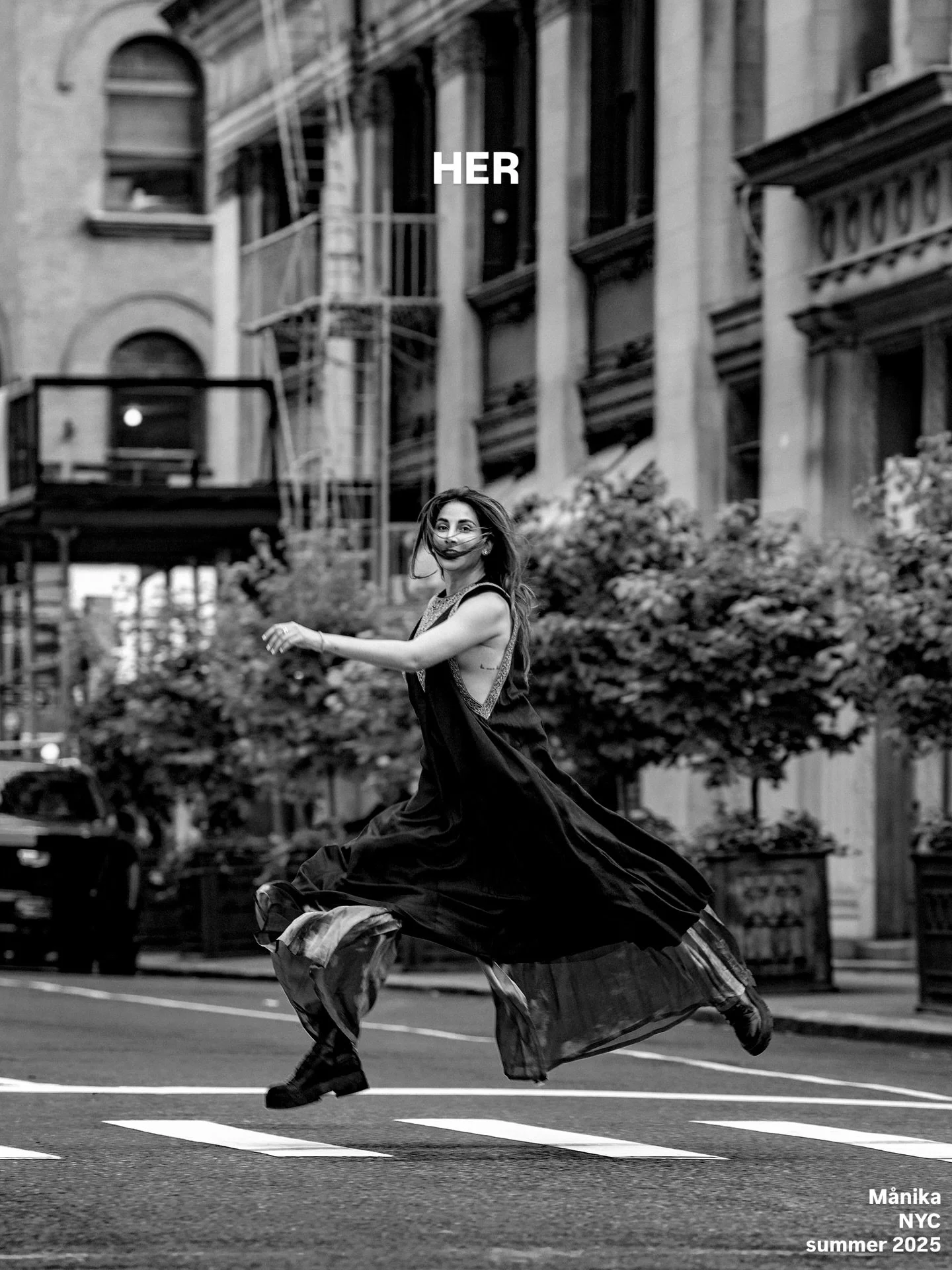 @monicadogra : singer &bull; actress&bull; mentor &bull; spiritualist&bull;&bull;&bull; and most of all, phenomenal being.
Being on Social media can feel taxing, so why not focus on those that are here (and now) to nourish our souls real needs 

The 