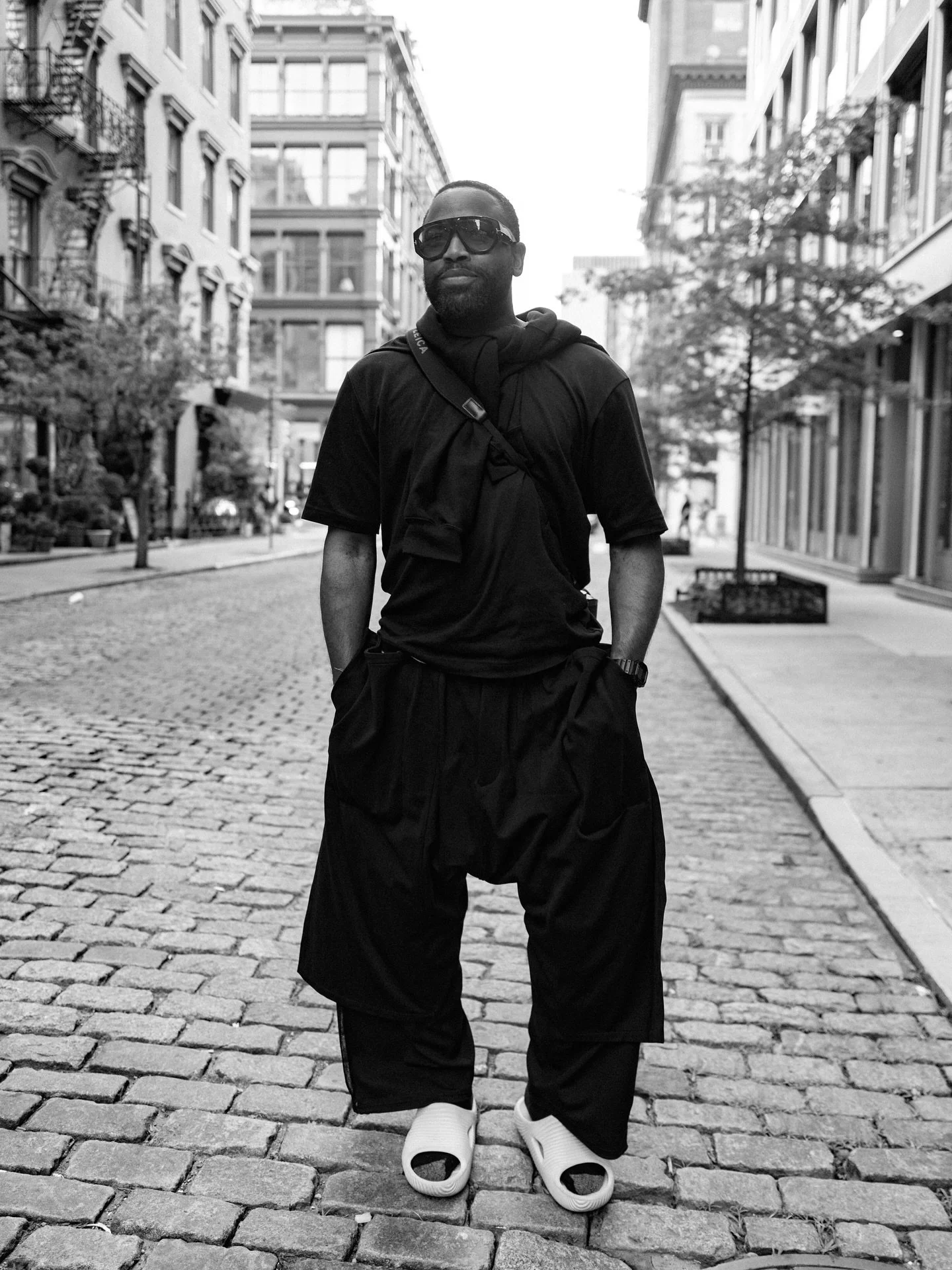 Been digging recently. 
BEing in a more considered way. 
More deeply and profound. 
I am blogging. Old school. For readers. To pay everything forward. 
Came here to say 
1. These pants. 🤙🏾
2. Some amazing things from me and my camera.