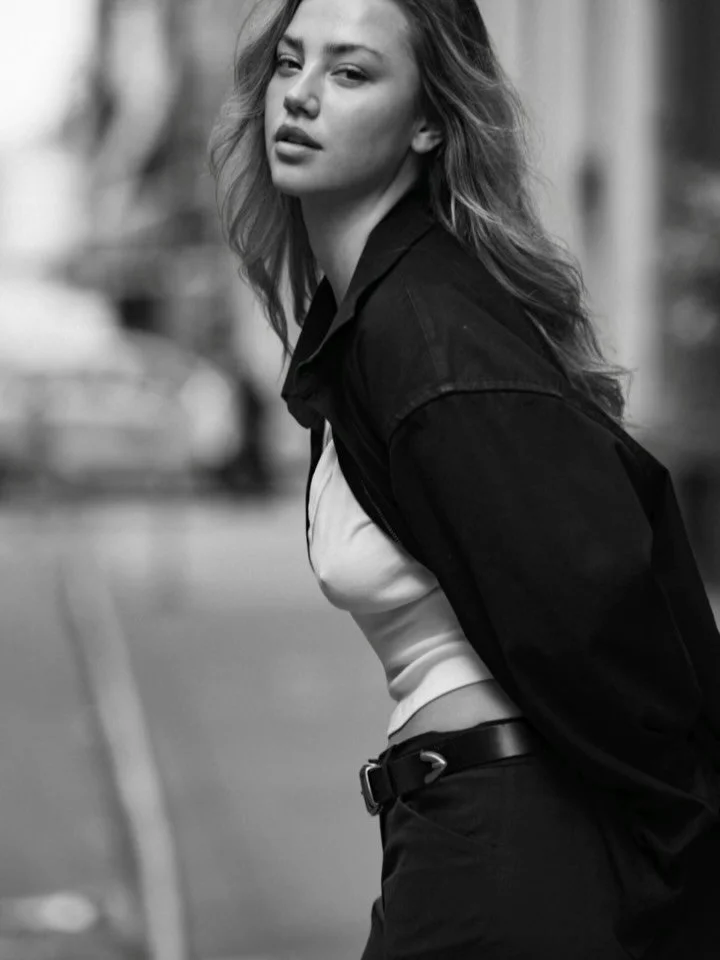 What in the Harry Potter did Apple do? 
They made moveys out of my stills 😏
MOVEYS 🤗🫵🏽welcome. 
@anastasiandrewss