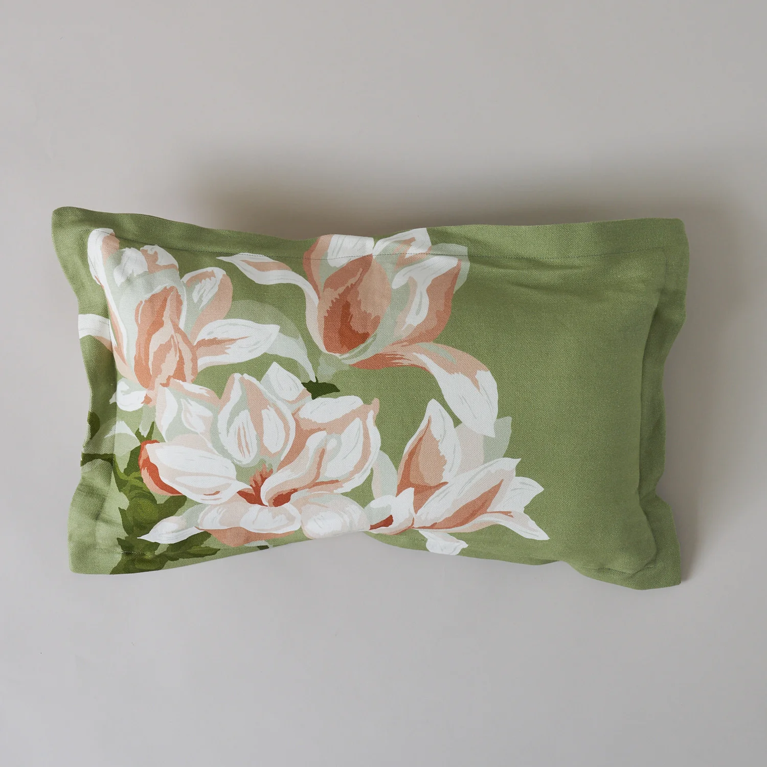 Linen Magnolia Cushion cover: grass 