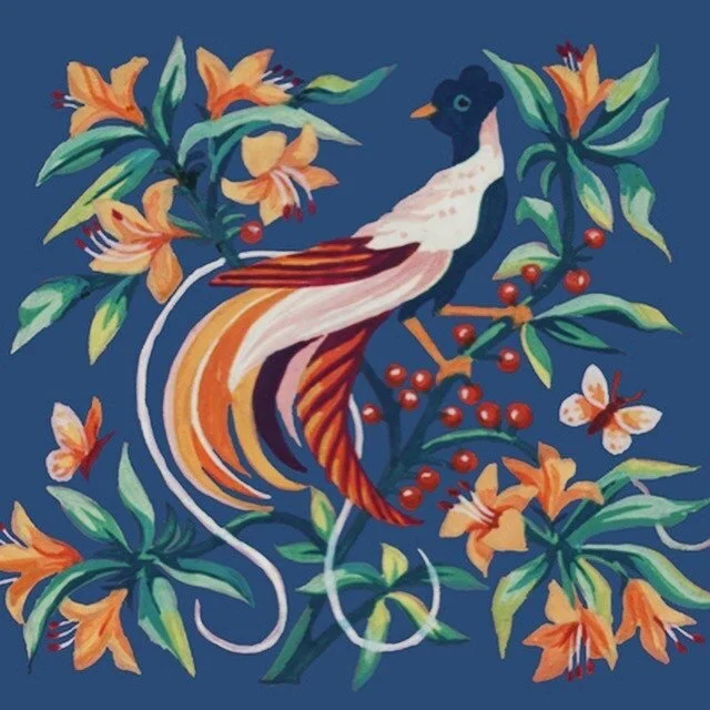 Loving these rich autumnal characters in a study of a bird of paradise. Warming colours for this wintery day but spring will come🐣.
.
.
.
.
.
#tapestry #cushions #interiors #homewear #birds #nature