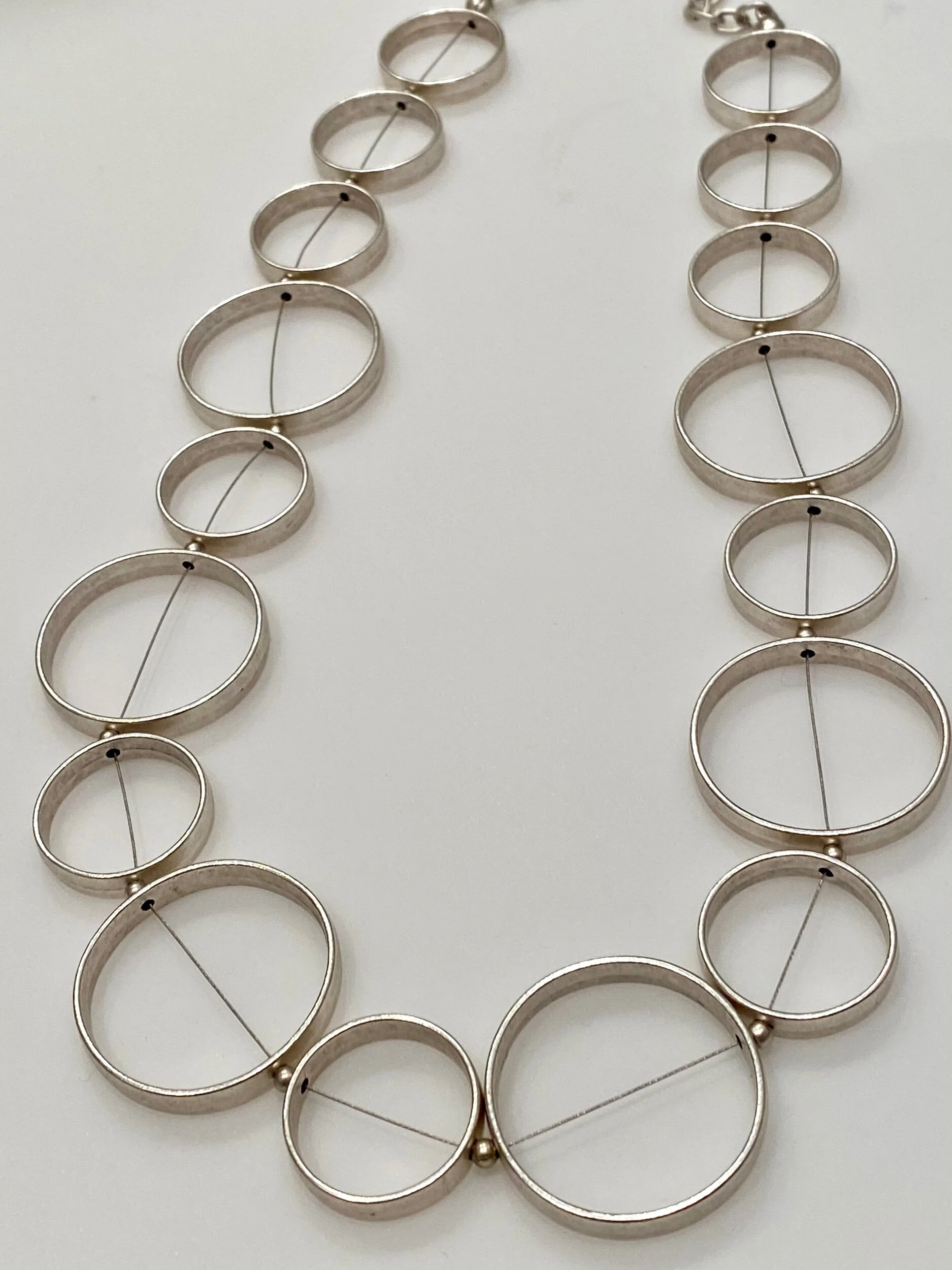 46EF09B8-7174-4101-B654-9C9805AE702B