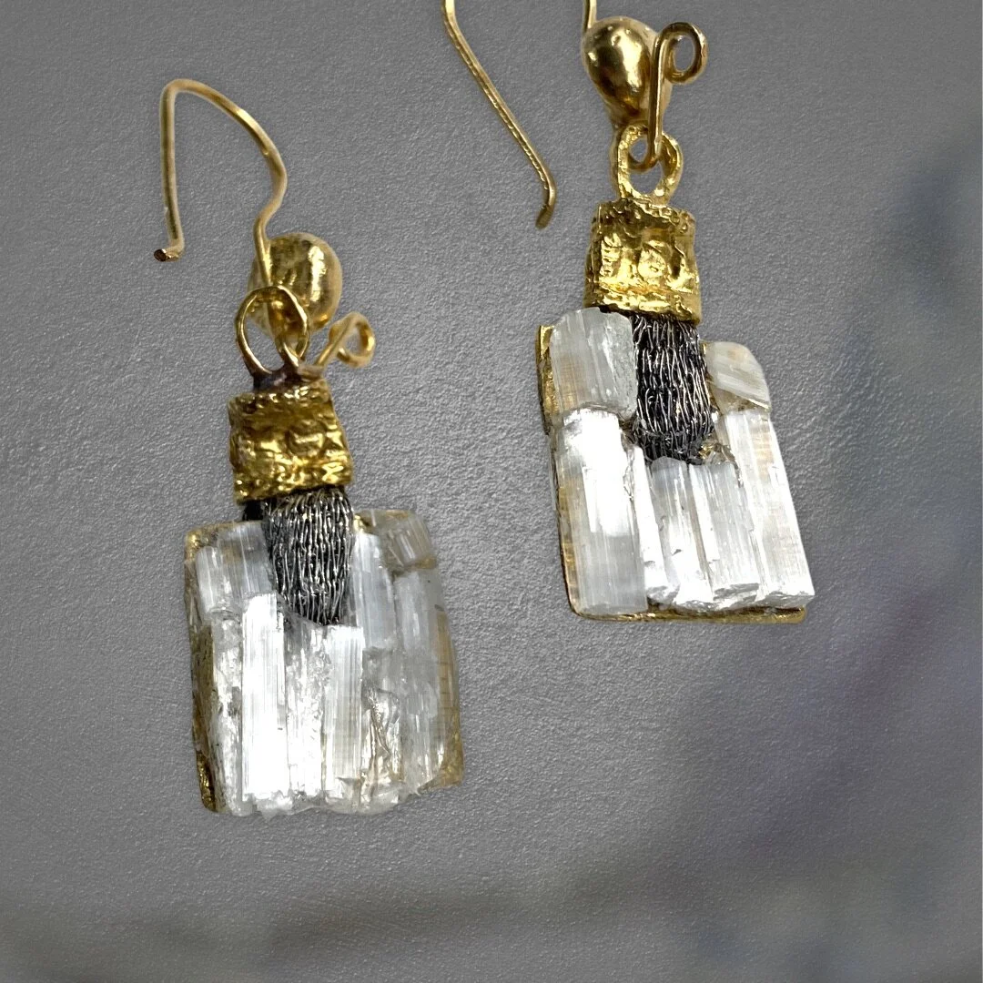 C2979477-7B27-46C6-91DD-29F34708E215