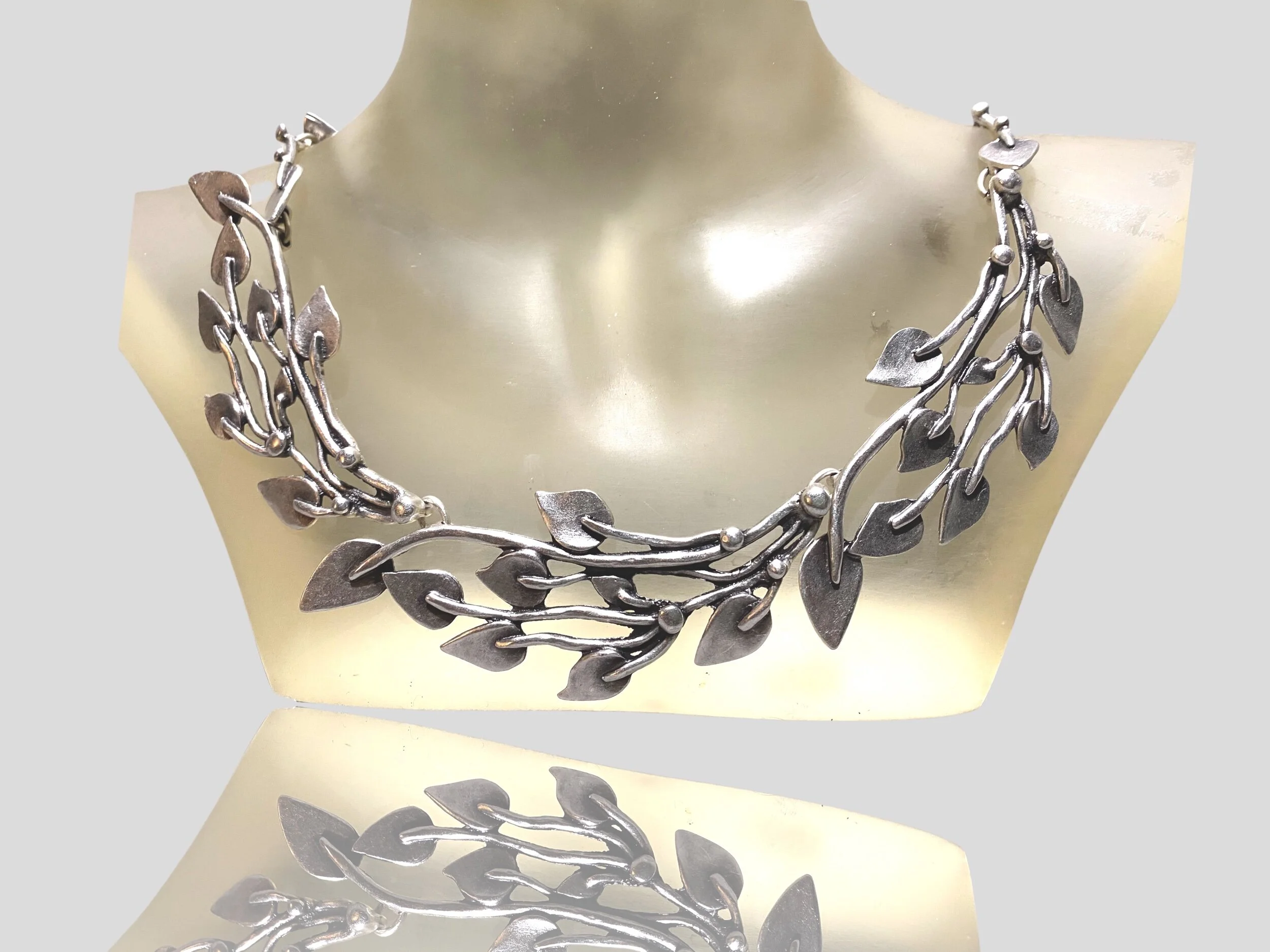 82E10366-82F7-46B4-BA4C-3FE441FFEFAA