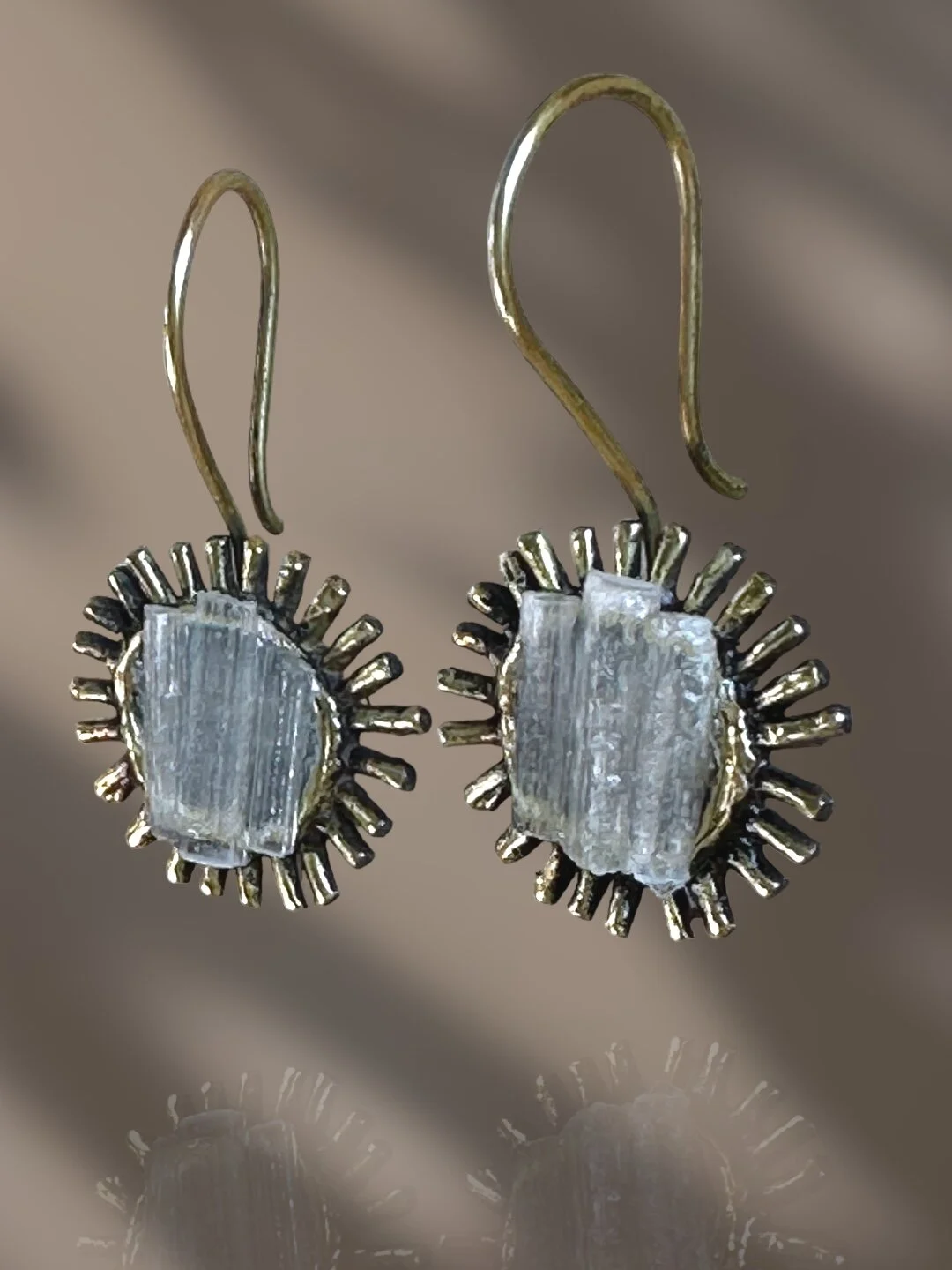 1F21E2F3-FDB0-484C-ADB1-09F8E2E04044