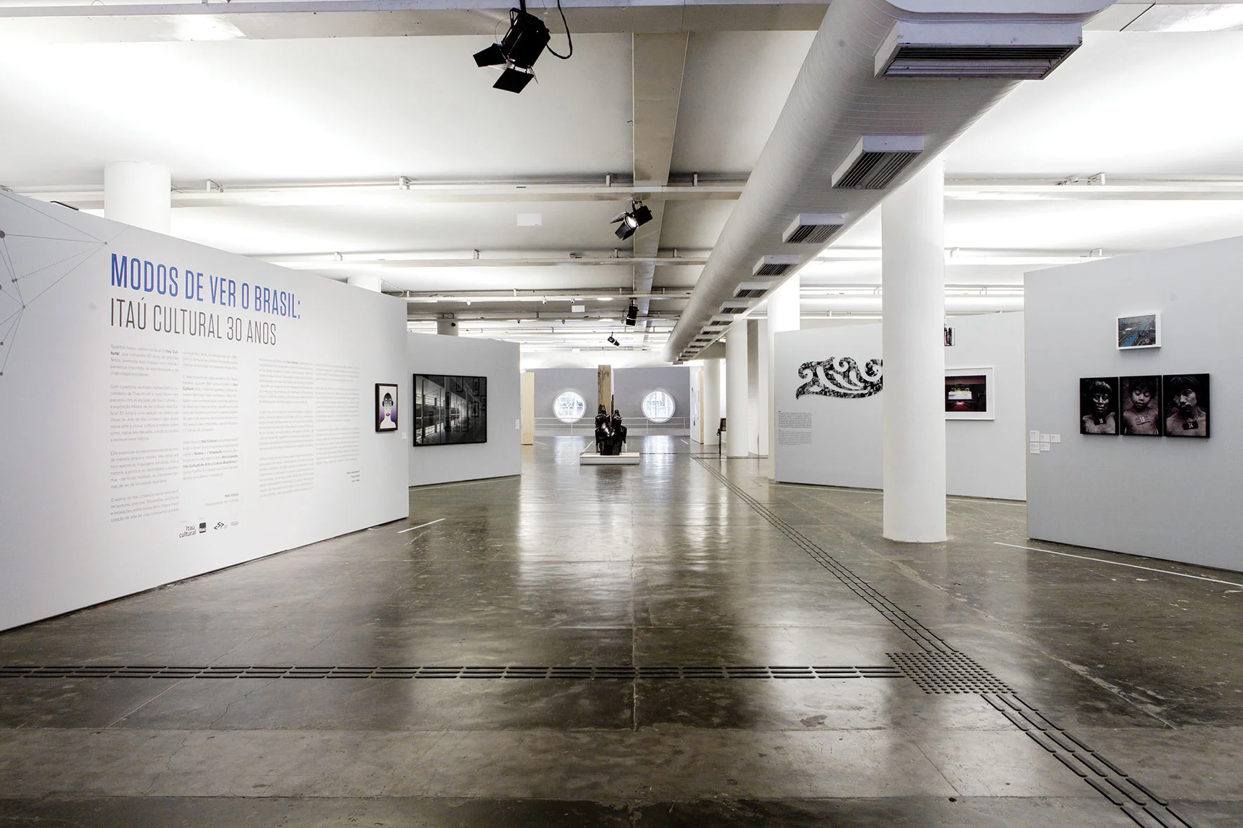 Exposição "Itaú Cultural 30 anos"