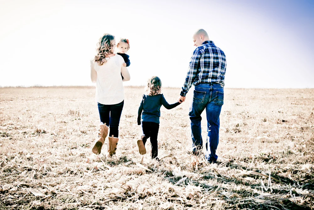 LOfamily17193-538-3 copy.jpg