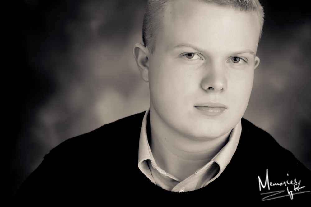LOsenior16918-008-2 copy.jpg