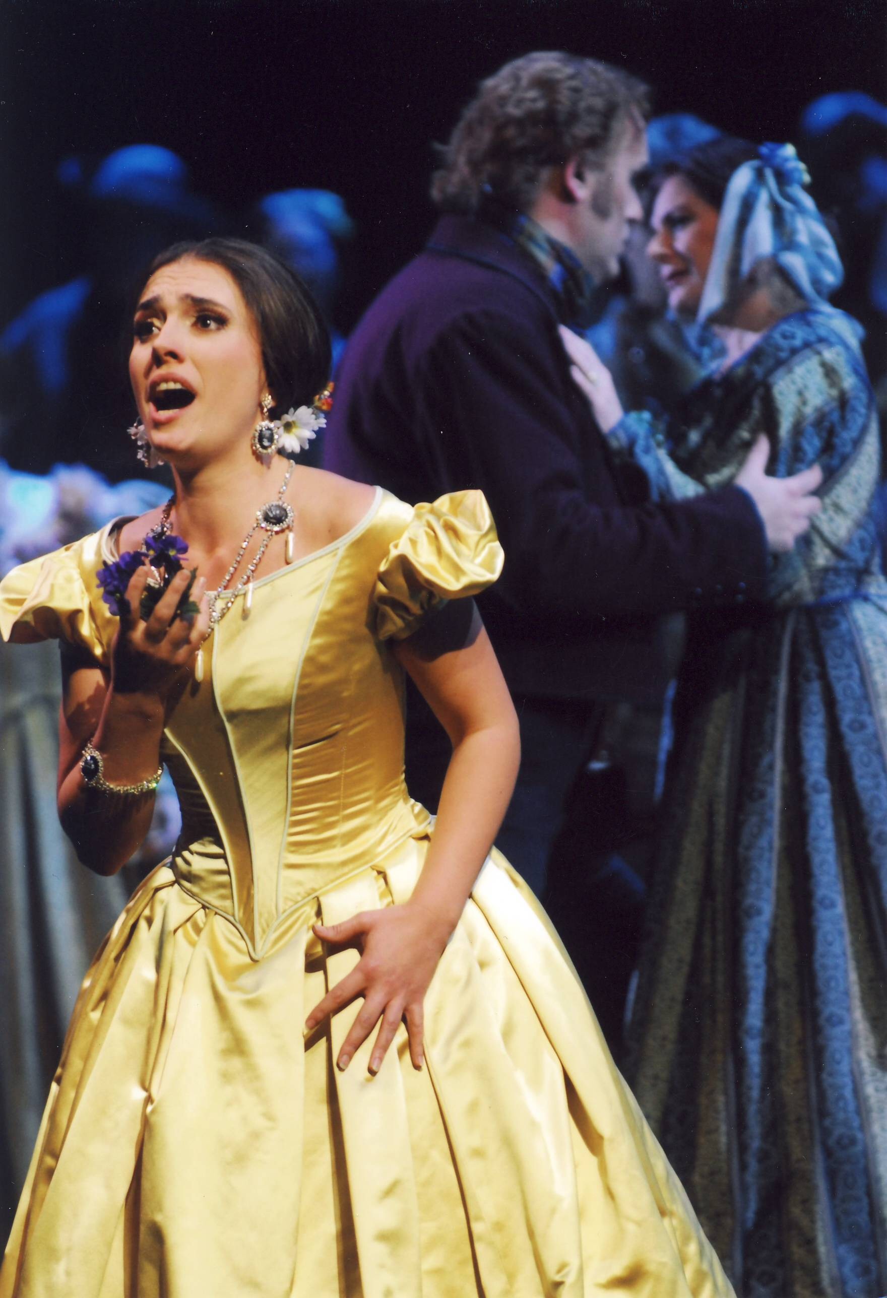 ErmonelaJaho-LaSonnambula-Verona2007-1.jpg