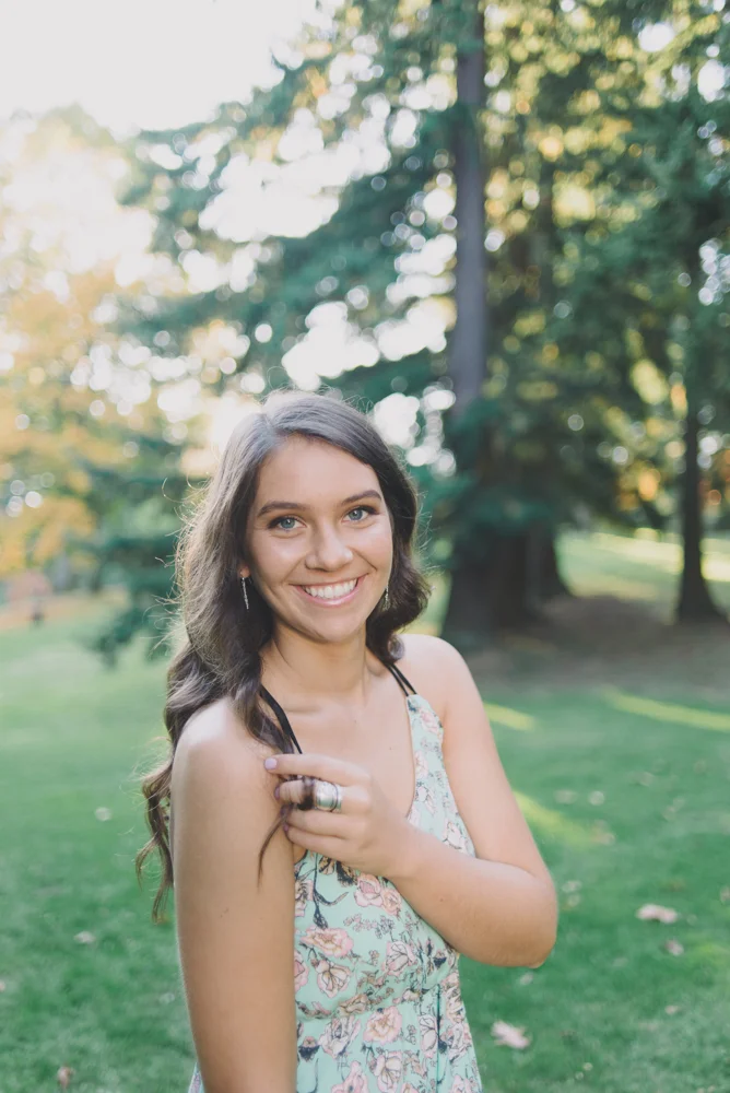 SiennaLochtie_Senior-2014_Hoyt_Arboretum_Washington_Park_Natural_Outdoor_Senior_Portrait_Photography_Portland_Oregon_330.jpg