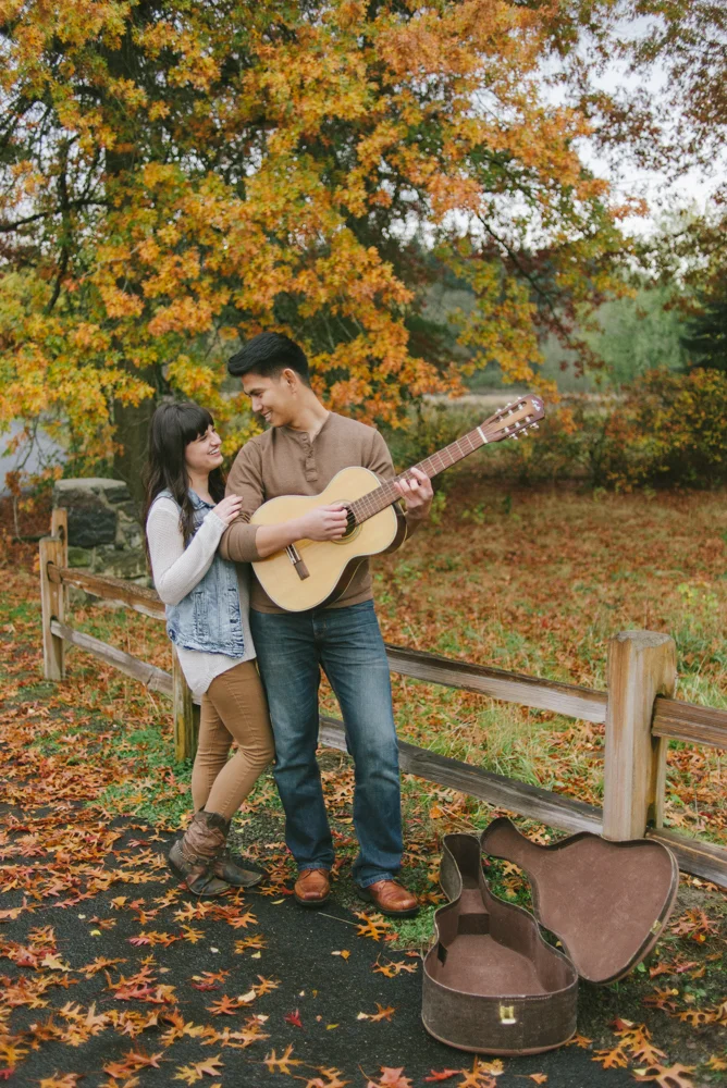 Leach-Botanical-Gardens-Couples-Photography-Guitar-Fall-Leaves-Johan-Dani_Engagement_0833.jpg