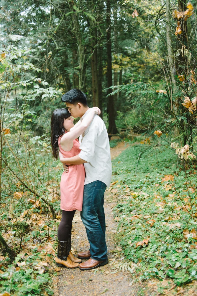 Leach-Botanical-Gardens-Couples-Photography-Kiss-Johan-Dani_Engagement_0642.jpg