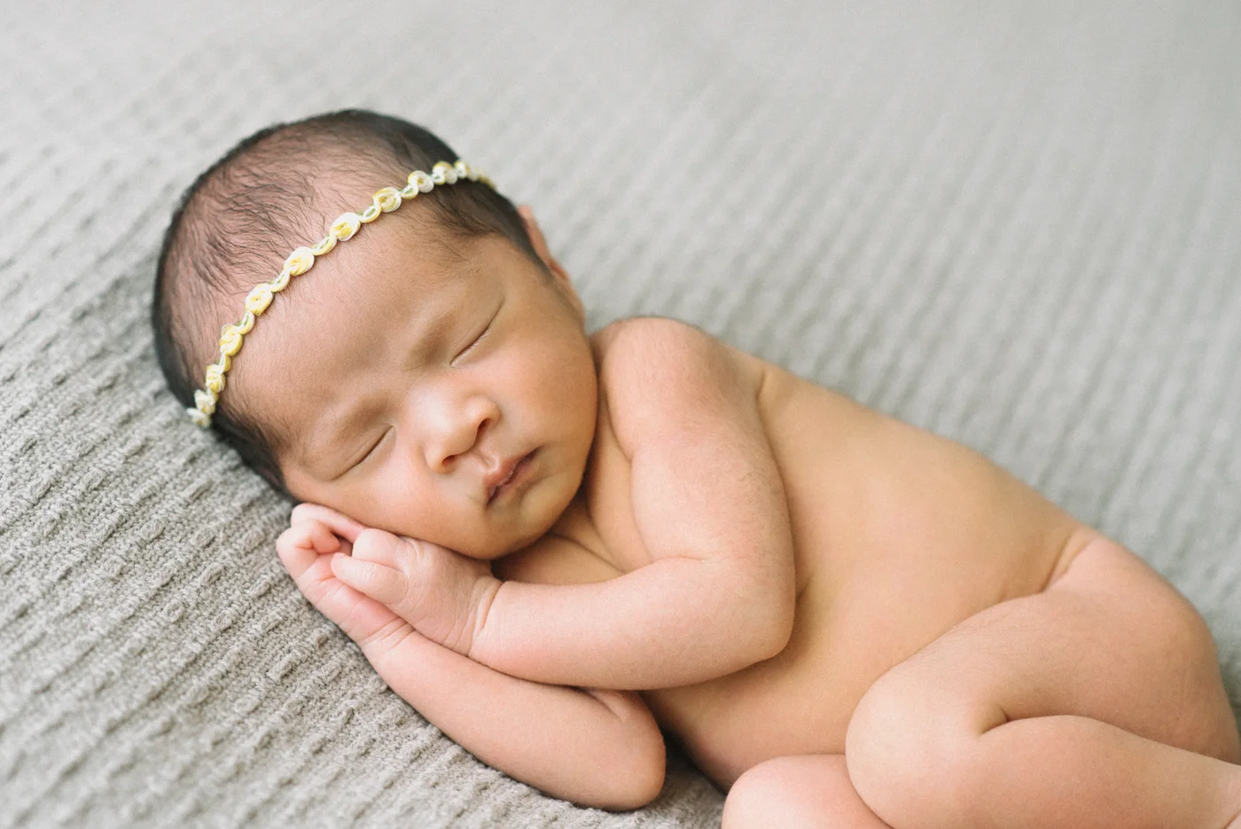 Best-Newborn-Sleeping-Baby-Maternity-Photographer-Portland-Oregon-Gray-Yellow-Flower-Headband-Shelley-Marie-Photography.jpg