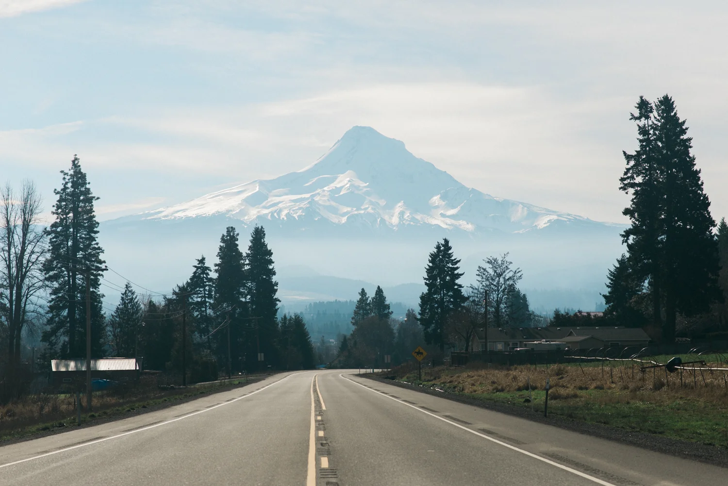 valentines-day-2015-mount-hood-river-fruit-loop-shelley-marie-photo.jpg