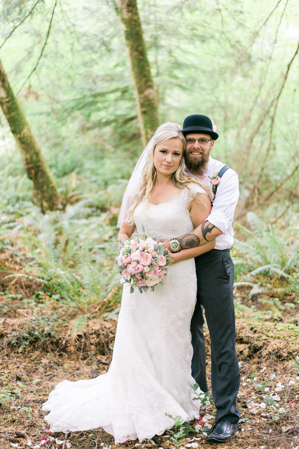 portland-oregon-wedding-DIY-vintage-backyard-rustic-shelley-marie-photo-2