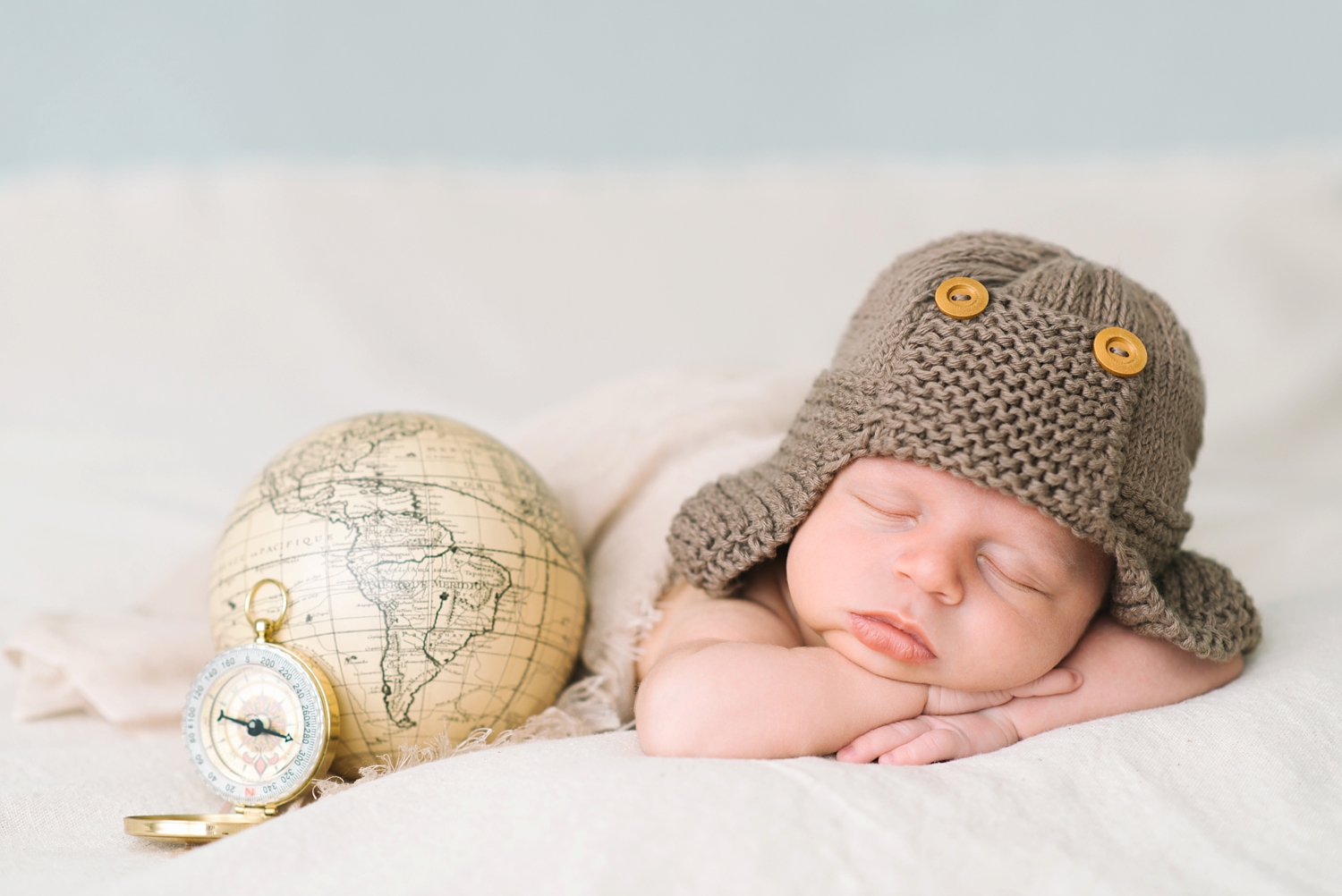 baby-boy-aviator-hat-globe-world-traveler-compass-cream-blue-brown-best-newborn-photographer-portland-oregon-shelley-marie-photo-046.jpg