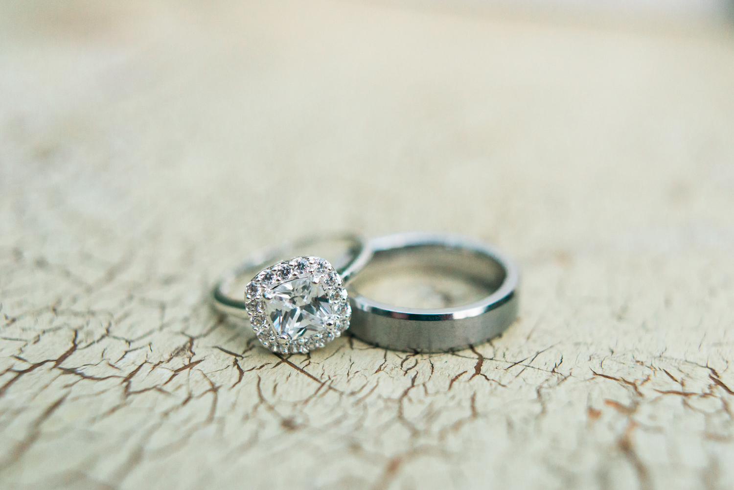 portland-oregon-wedding-rings-shelley-marie-photo-1.jpg