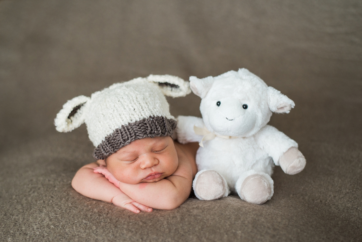 knit hat — Brooklyn New York Family & Newborn Photography Blog — Brooklyn,  New York Family Photography & Newborn Photographer, Shelley Marie Photo