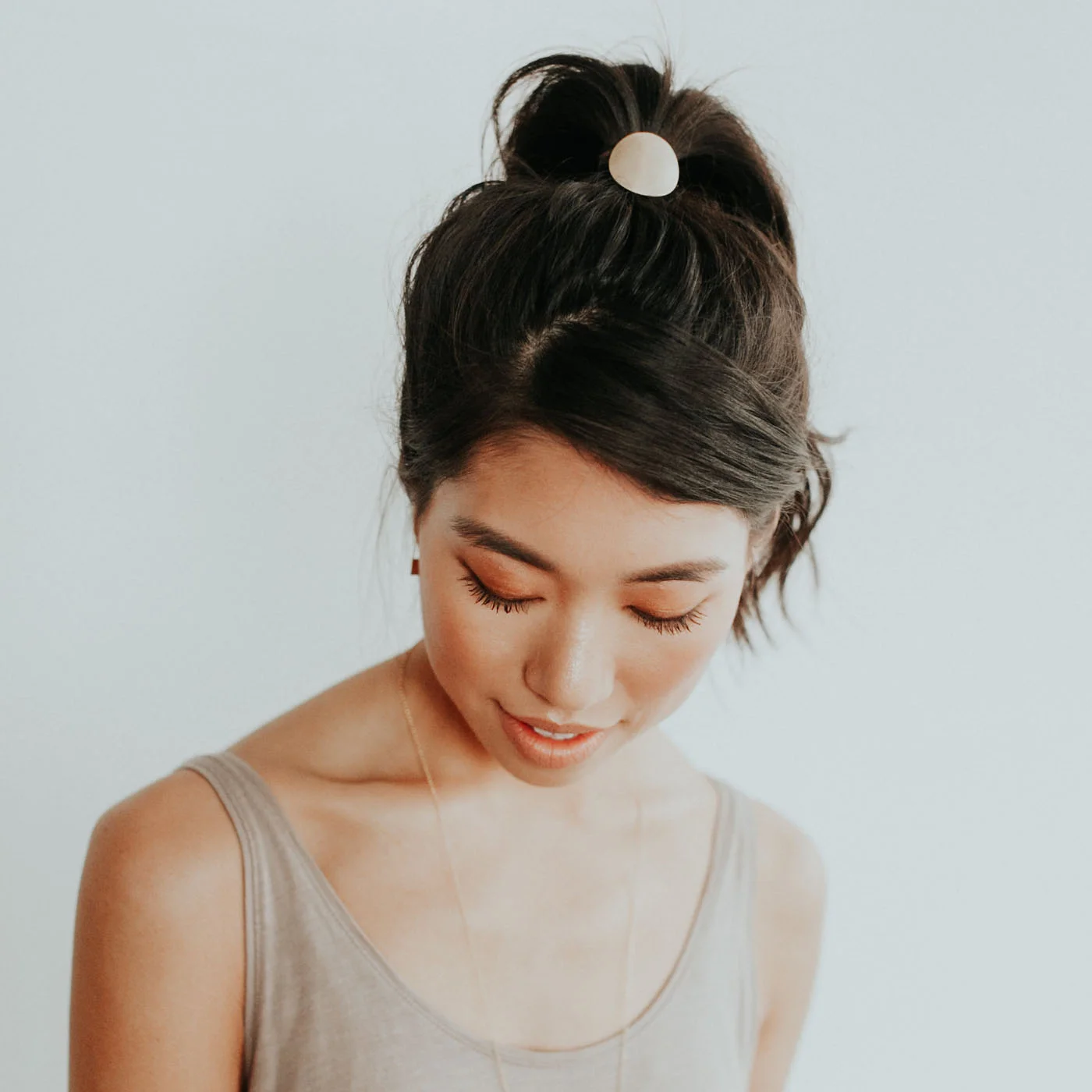 Disc Ponytail Hair Tie Cover | Favor Jewelry