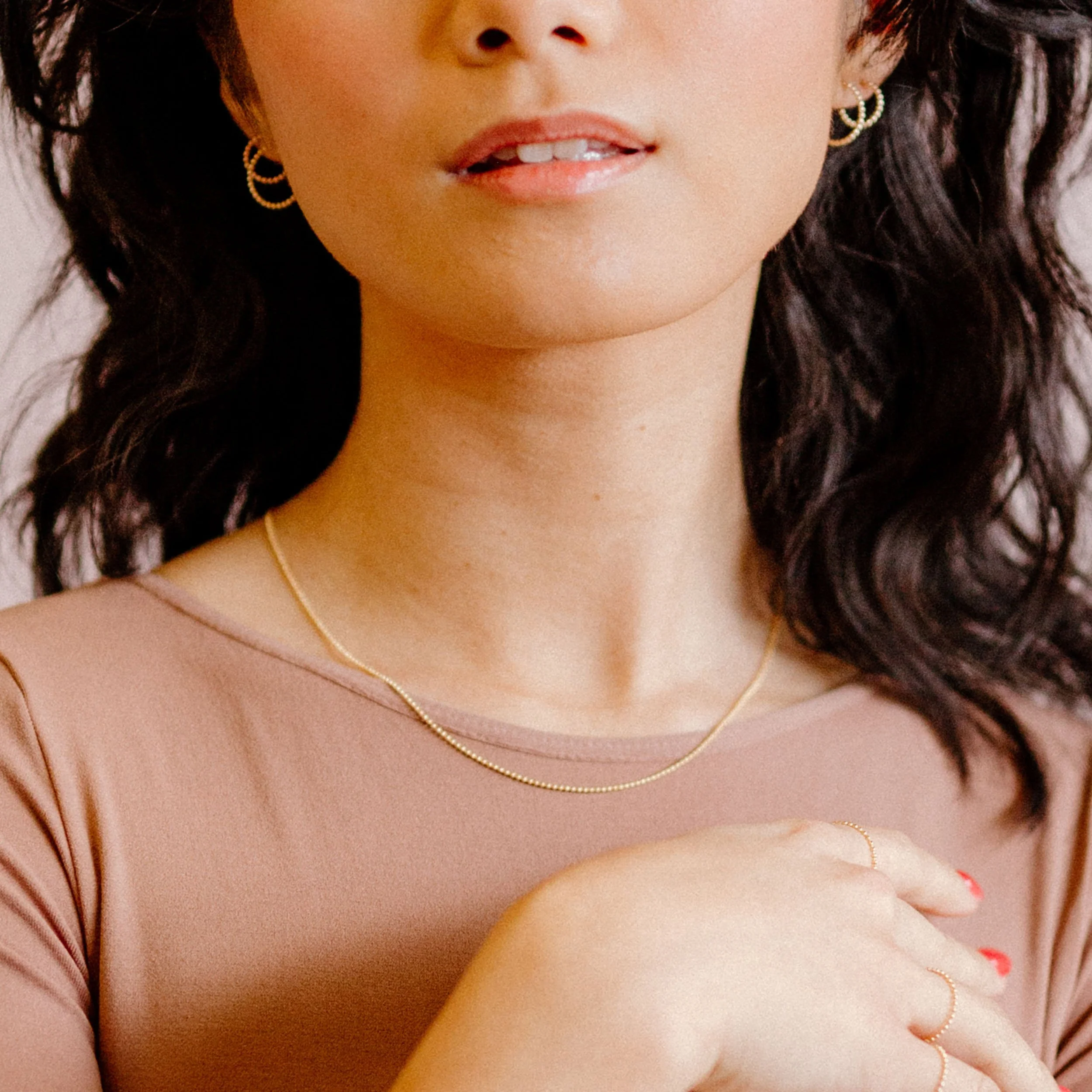 Delicate Chain Verge Necklace — Favor Jewelry