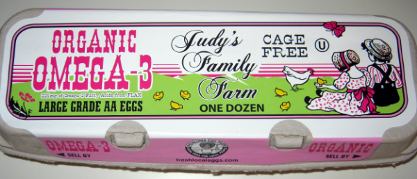 Petaluma Egg Farm, the cage-free farm DxE investigated in early 2015, was sued for consumer fraud and forced to settle because it was falsely advertising its eggs as free range. But the vast majority of egg farmers get away with humanewashing scot-free.