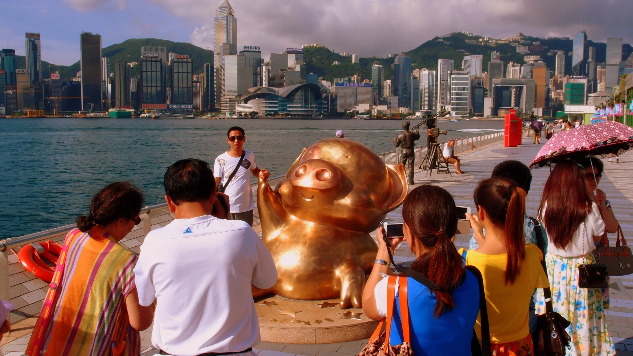 The gold pig cartoon character is by all accounts famous and legendary in Hong Kong, could have fooled me.