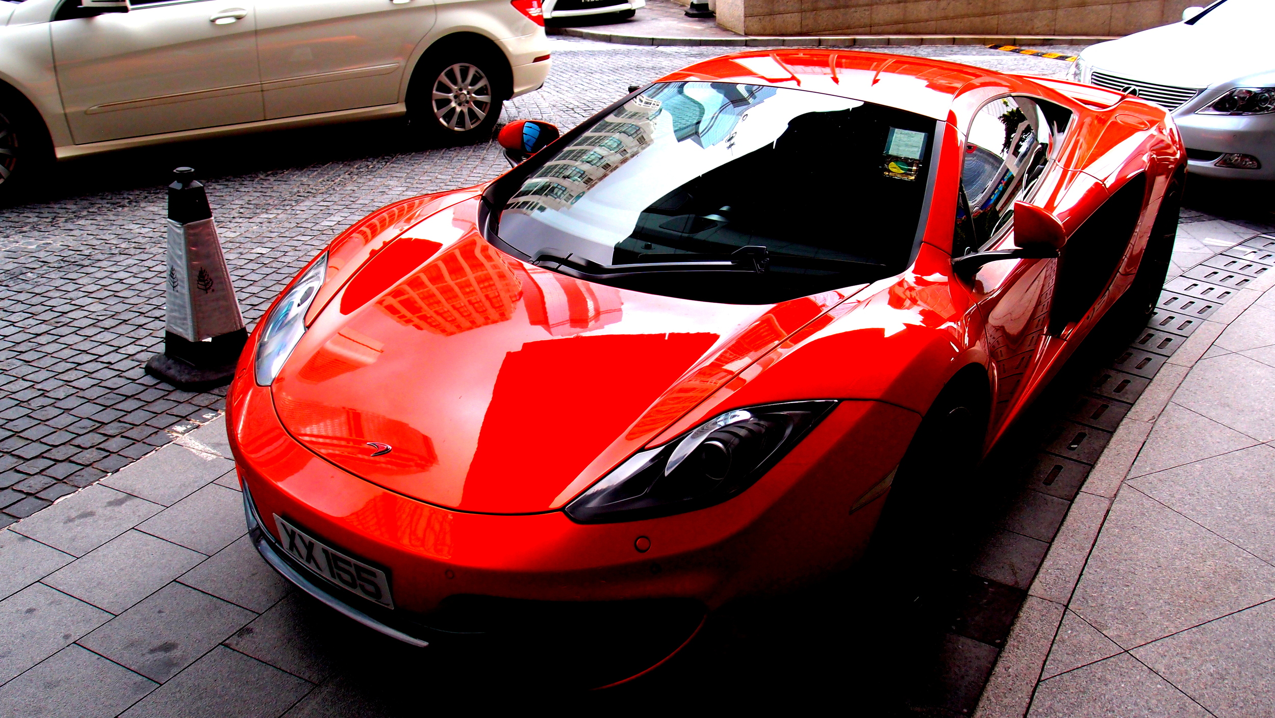 Hong Kong Private Tour Guide 13 of my favourite Hong Kong cars — J3