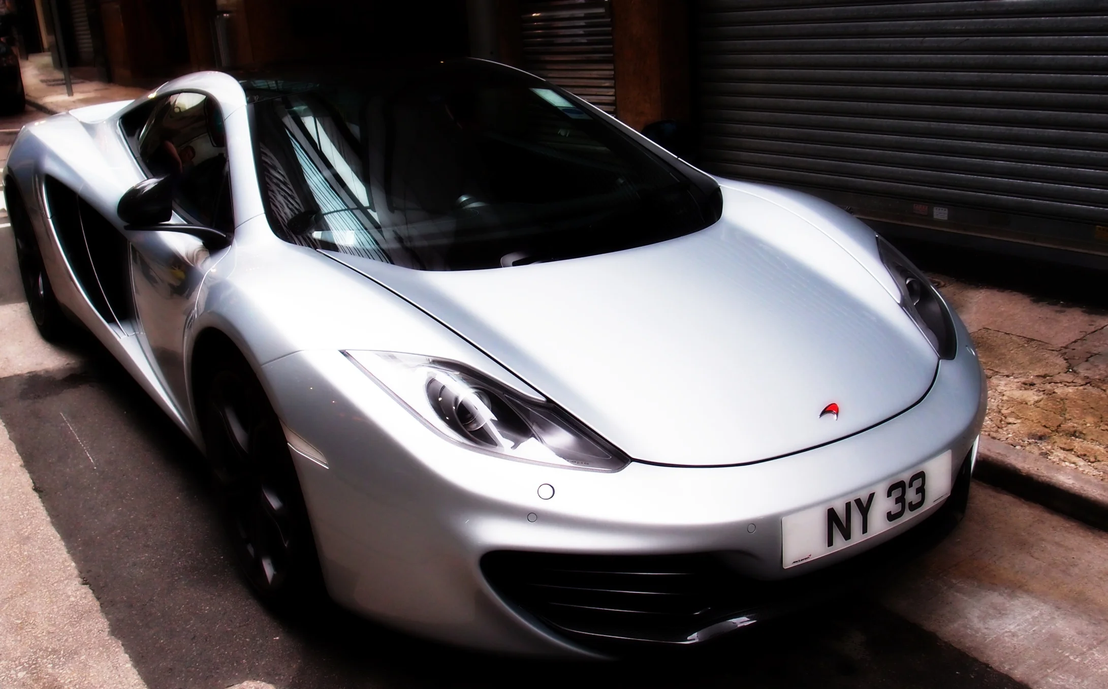 Hong Kong Group Tours | Super Car Face - Off, Hong Kong — J3 Private