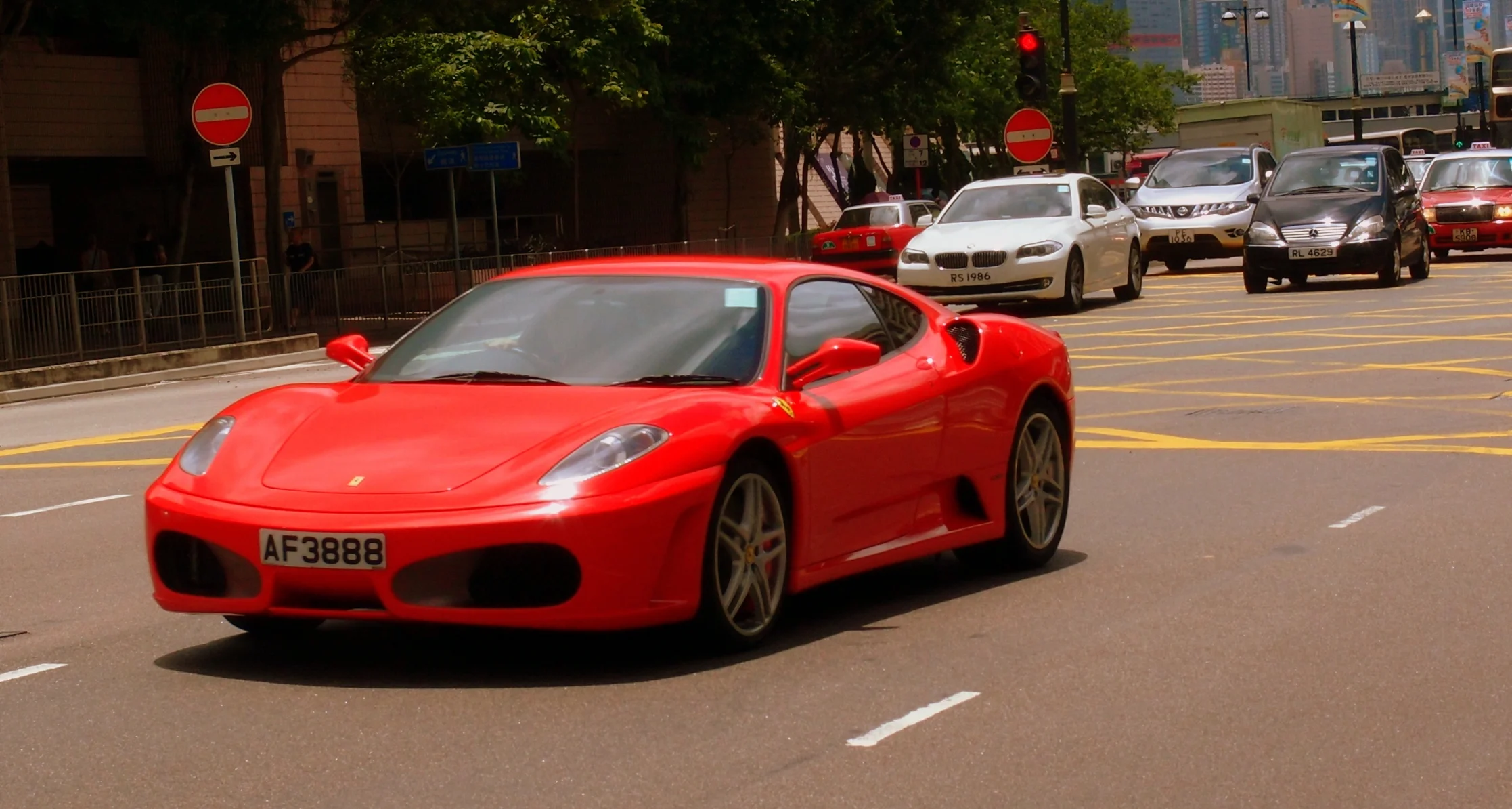 Hong Kong Group Tours | Super Car Face - Off, Hong Kong — J3 Private