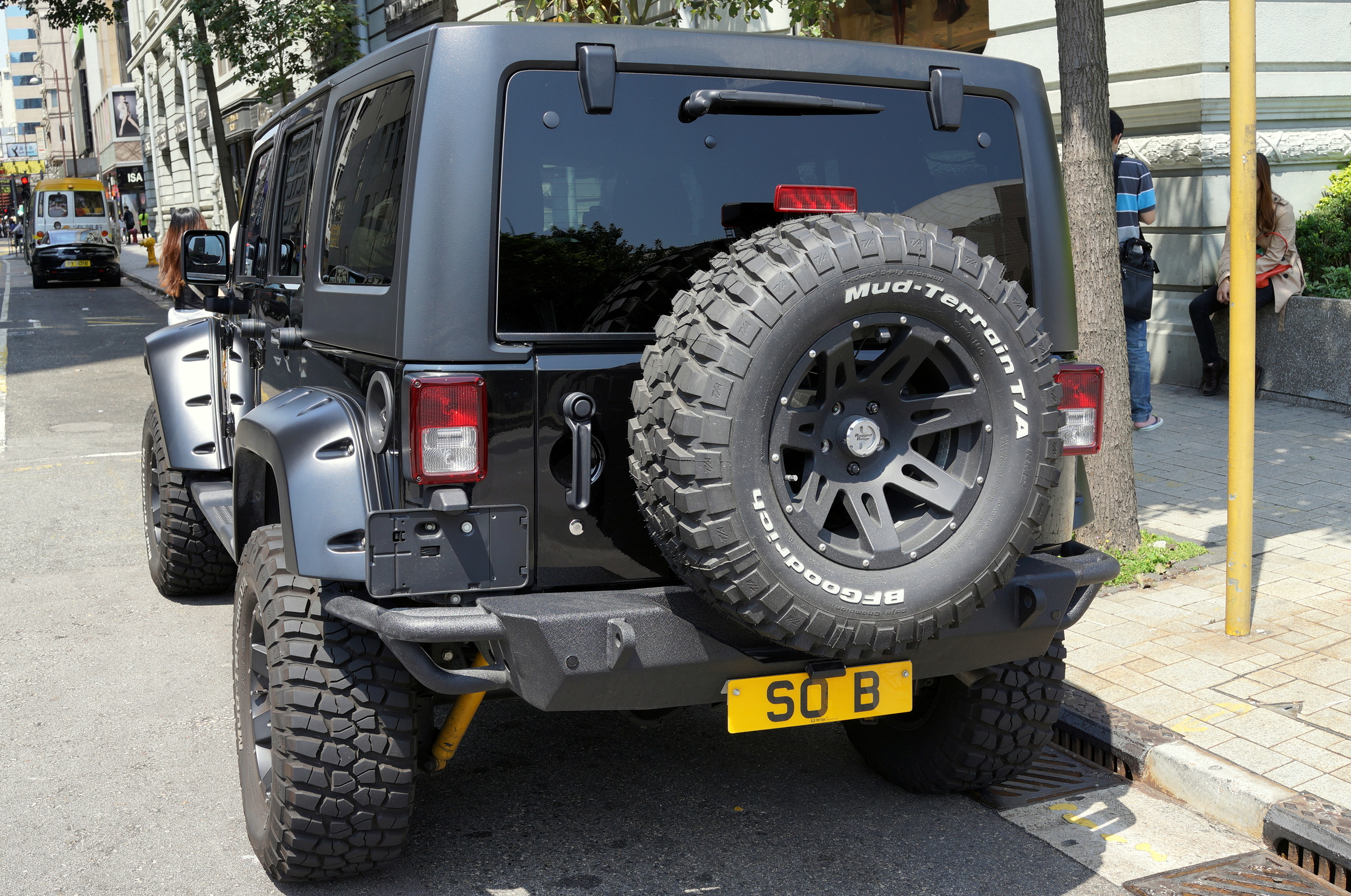 Just love the number plate on this Jeep