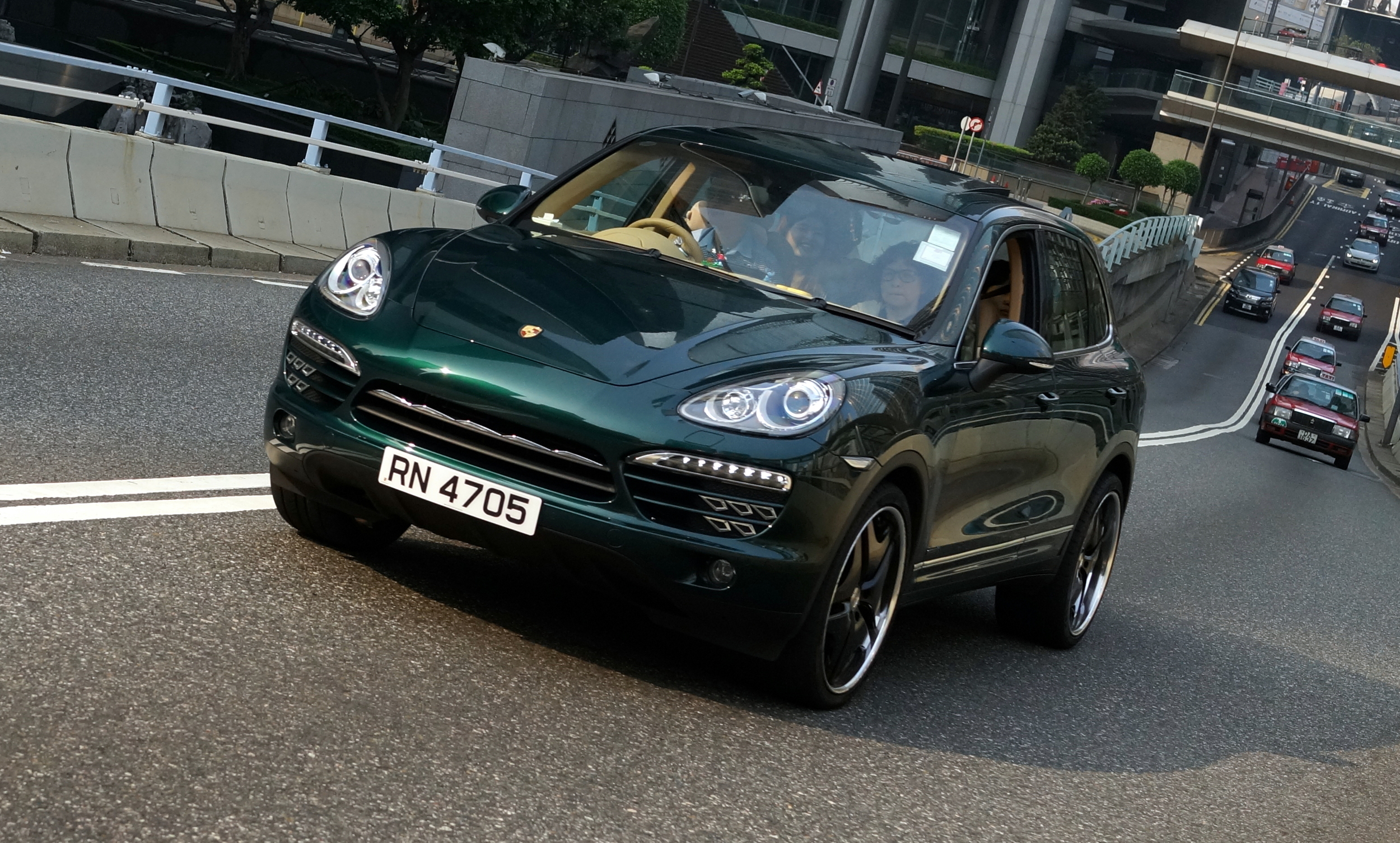 I would be smiling, grinning and waving at me if I owned this Porsche