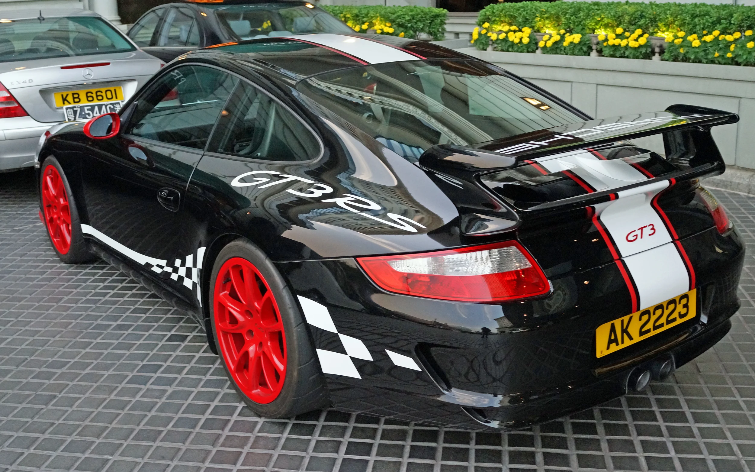 One of my favourite Porsche's - it is frequently parked at the Peninsula Hotel in Kowloon