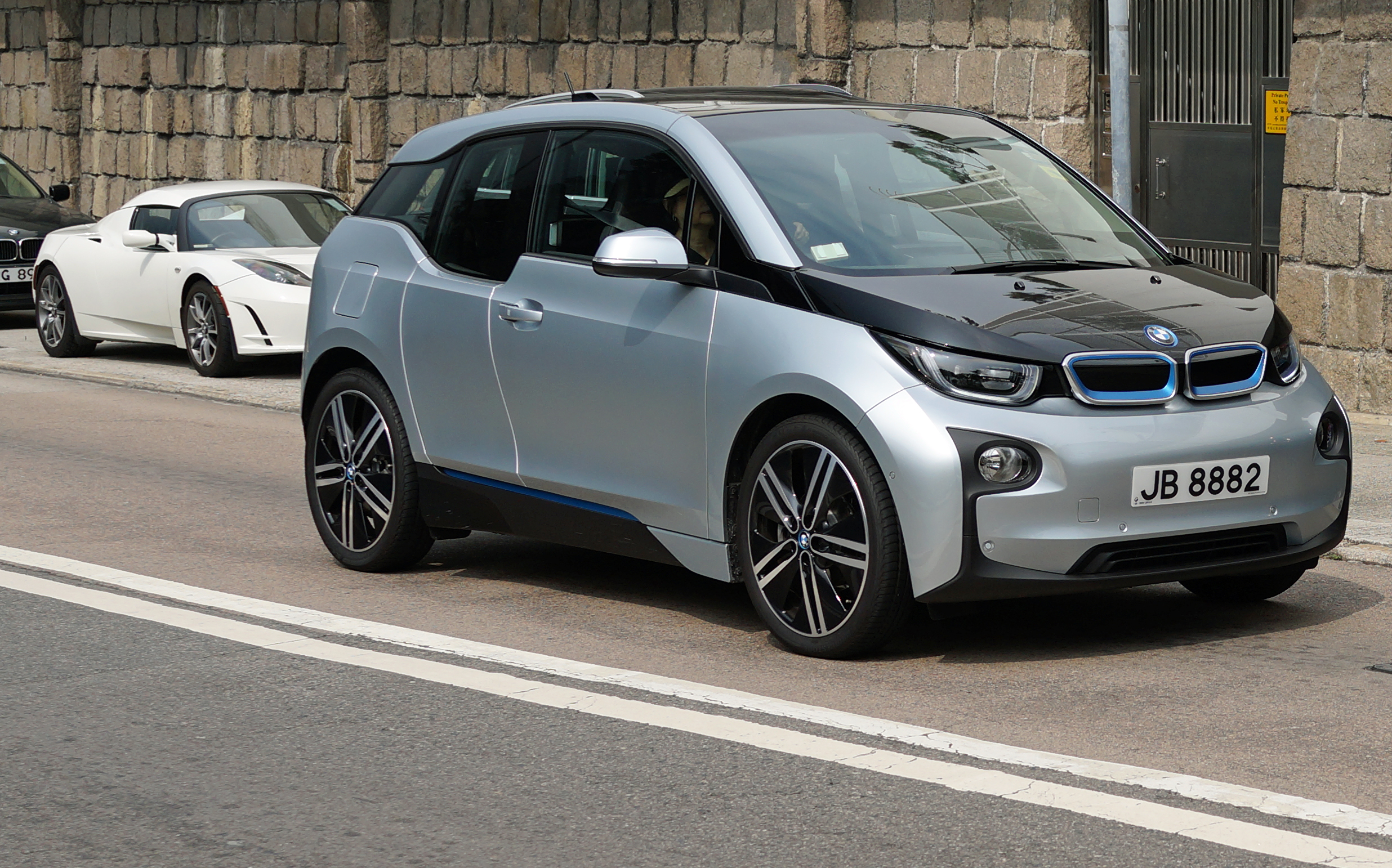 I absolutely love the BMW M3 and M5 which are quite common in Hong Kong but sometimes BMW produces major league lemons (the Z3 anyone!!) and this new i3 falls firmly into the abomination category - what an earth were they thinking?? it looks like something from a kids cartoon! ghastly.