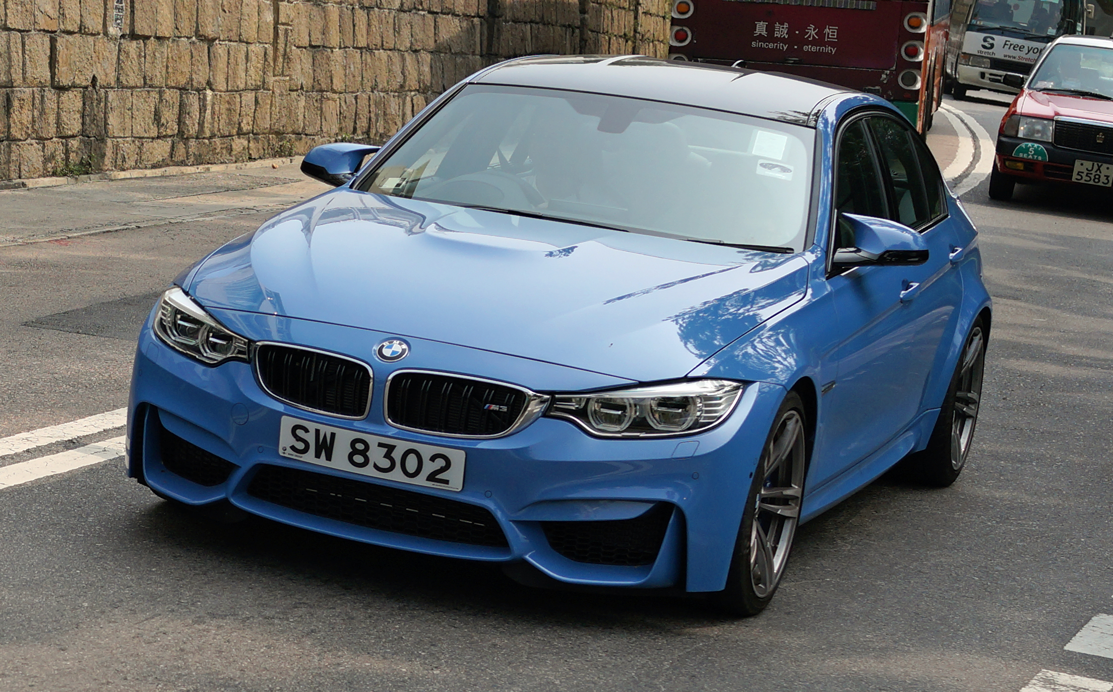 One of the reasons I love the new breed of Beamers is that they have offbeat colours which make them stand out.. love this shade of blue!