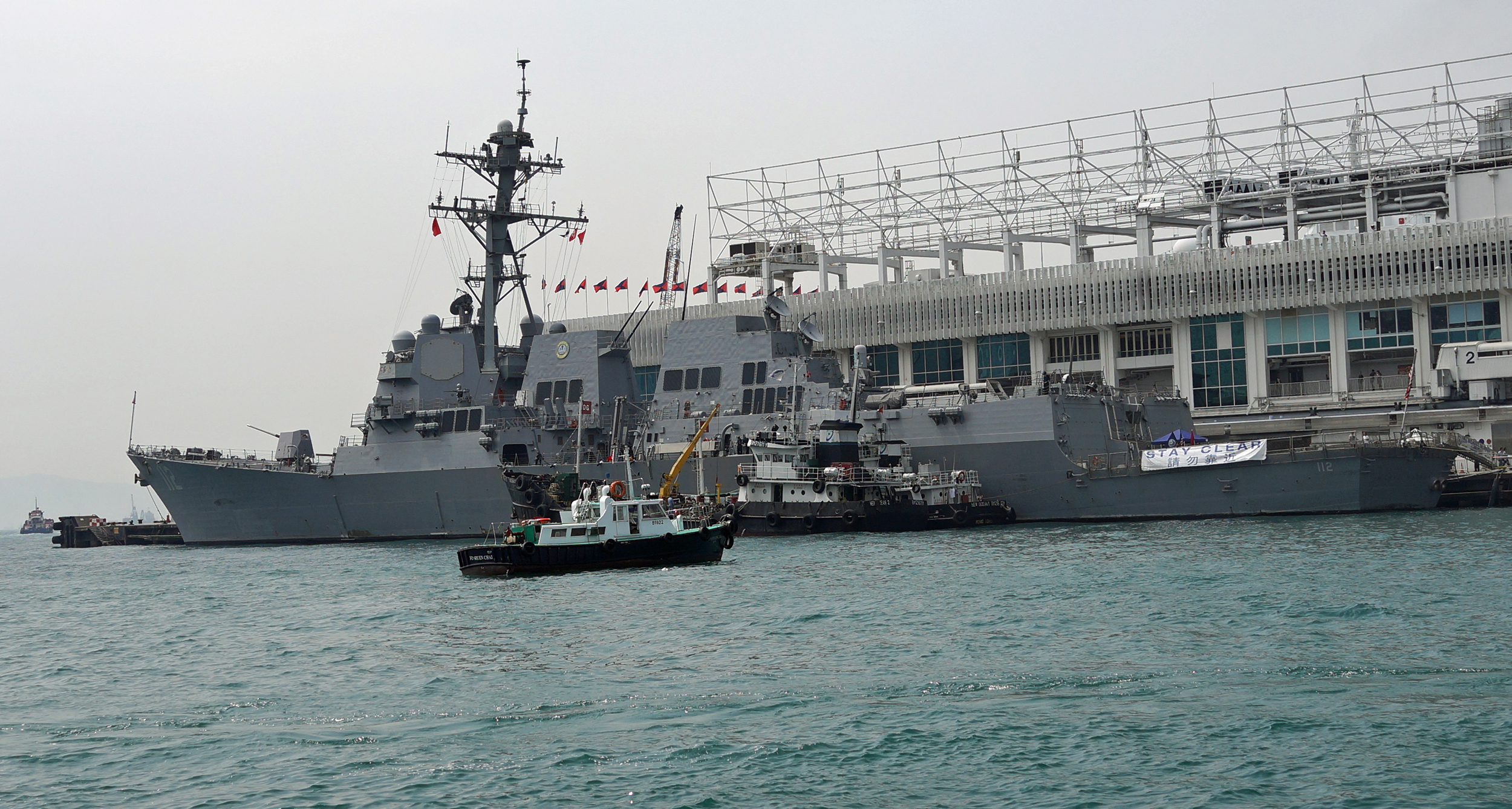 It always comes as a bit of a shock to see a US Navy destroyer parked at the Ocean Terminal in the centre of town.. this is the USS Michael Murphy DDG - 112, I love the sign on the back of the ship!