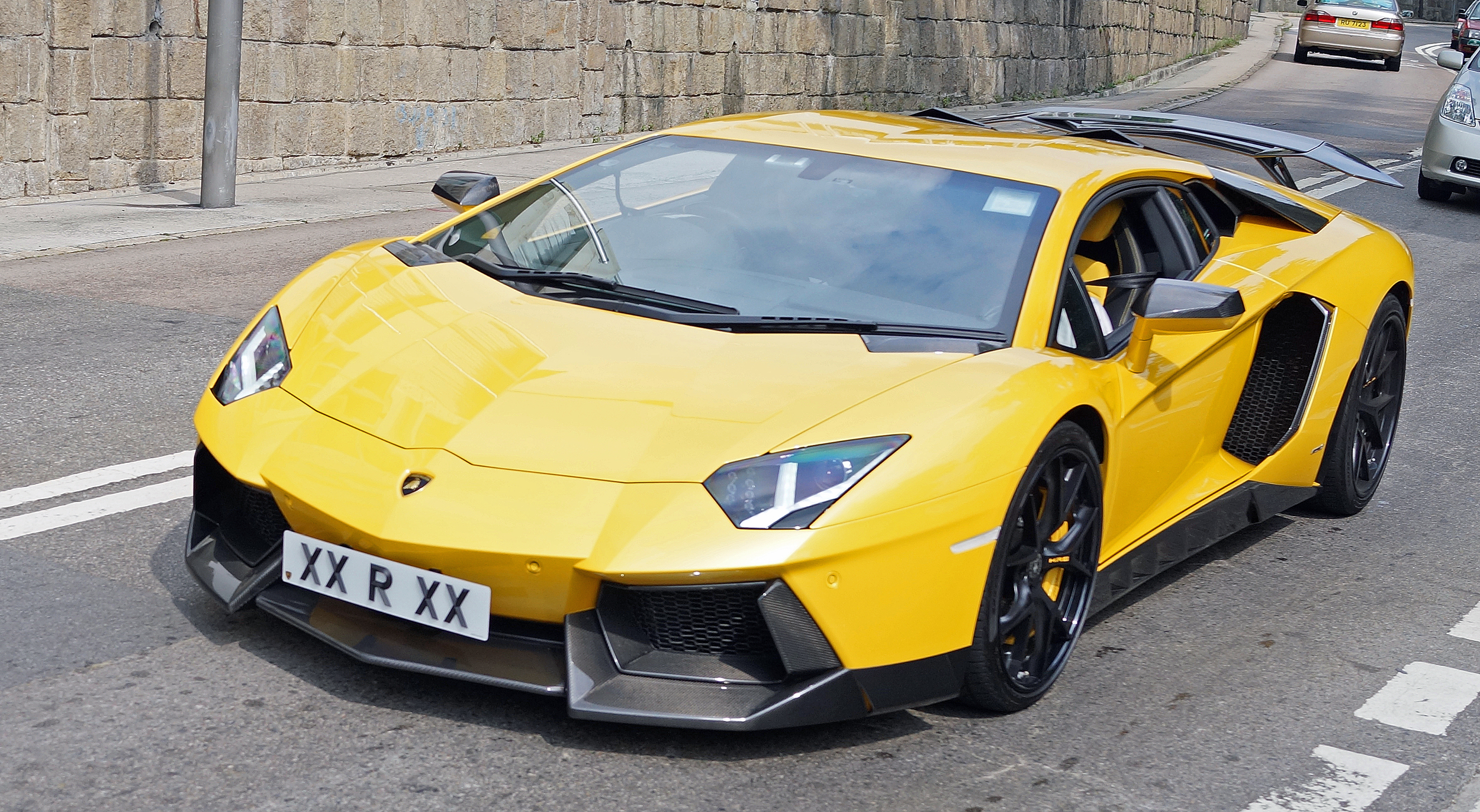 What an amazing car, this Lamborghini is owned by Richard, a real man about town!