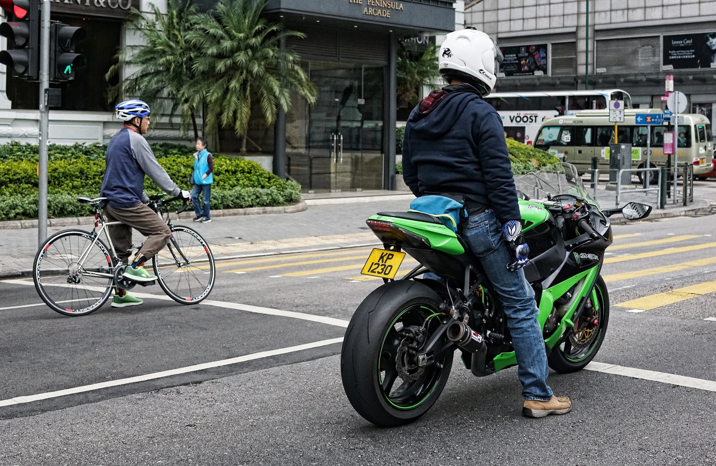 Honestly, the guy on the bicycle was made to look like a complete muppet by the young man on the Ninja Motorbike... just to further embarrass our intrepid cyclist he kept revving the engine which sounded wonderful.... this is NOT how you get the girl.
