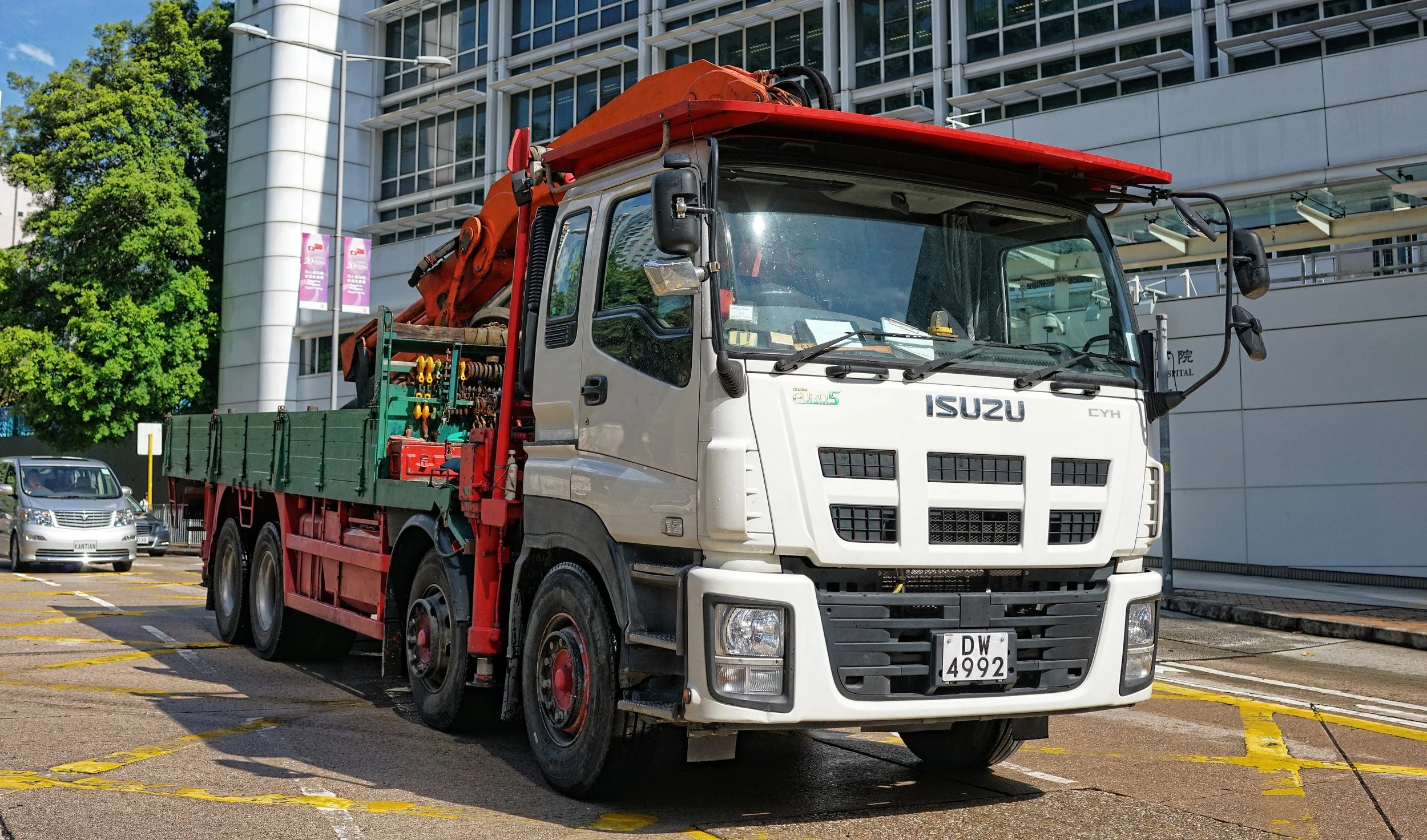 Trucks in Hong Kong (909).JPG
