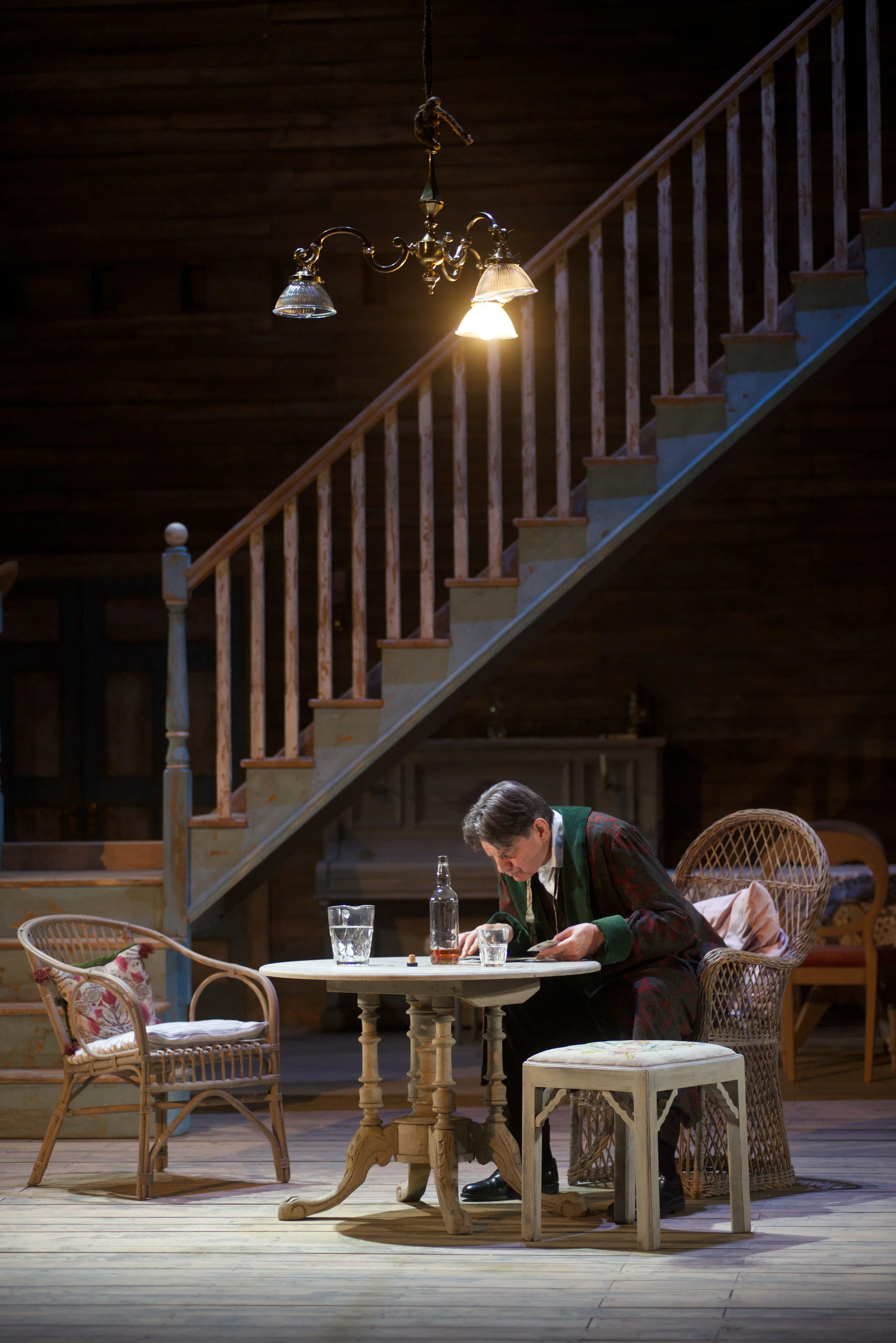 LONG DAYS JOURNEY INTO NIGHT | Royal Lyceum, Edinburgh