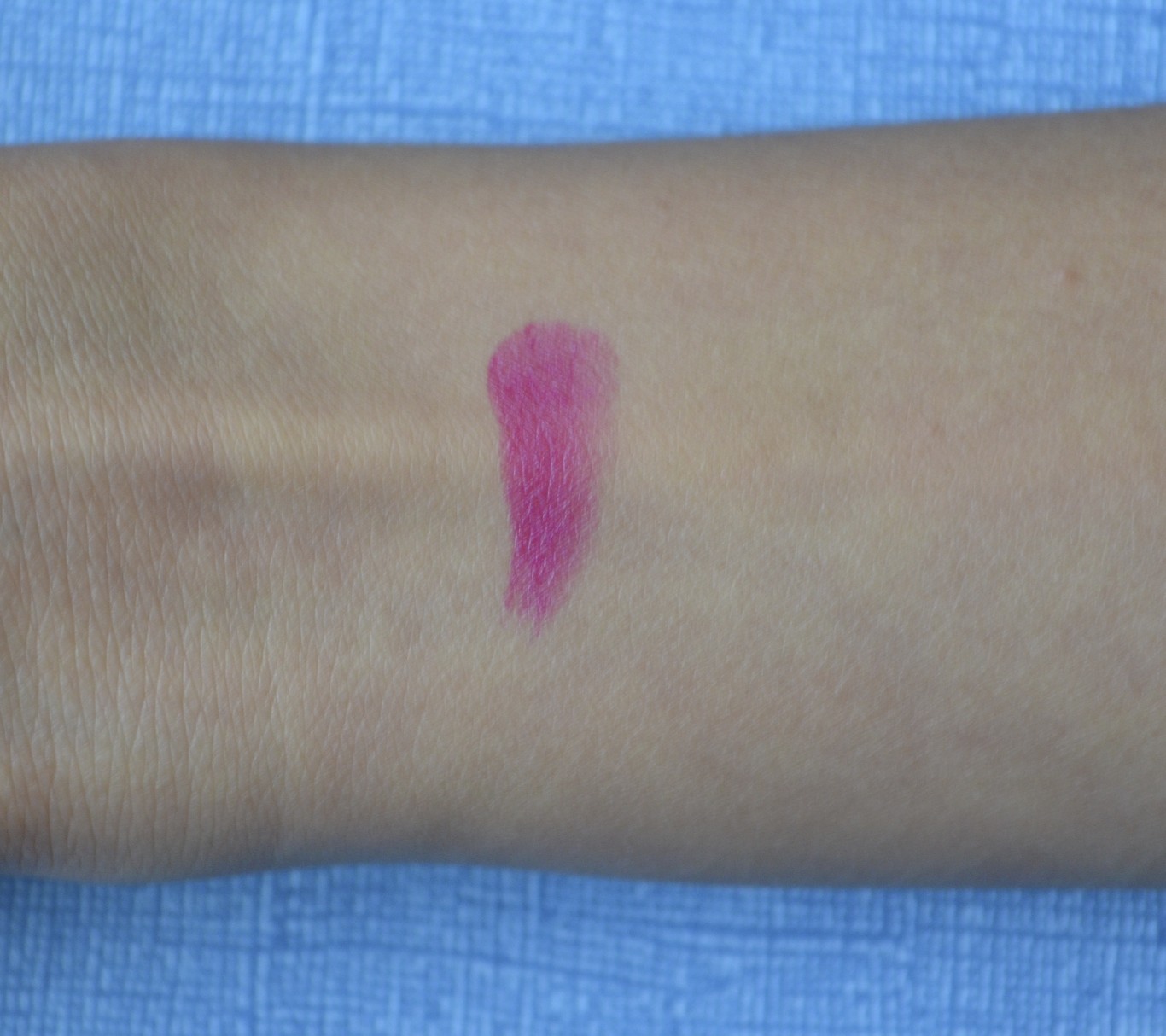 tom ford violet fatale swatch