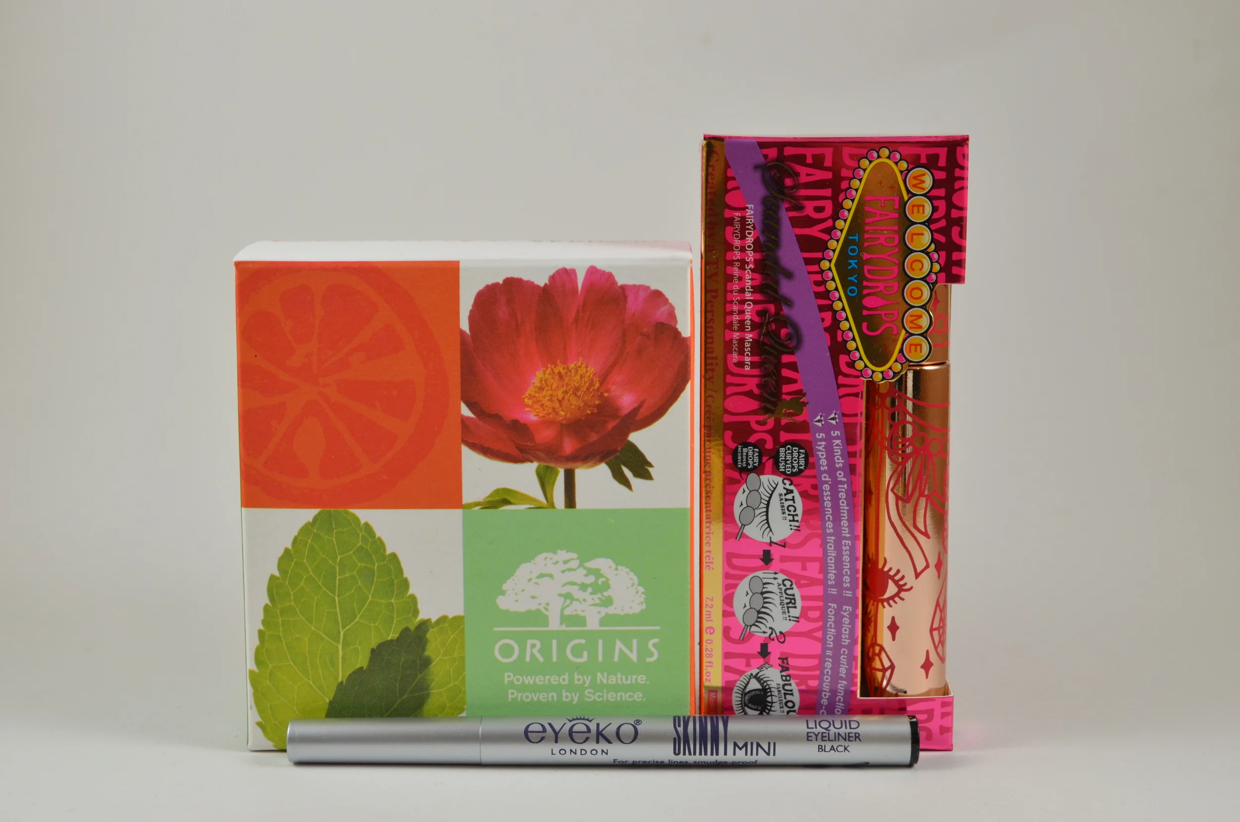 Origins 500 Point Perk, FairyDrops Scandal Queen Mascara, Eyeko Skinny Liner sample