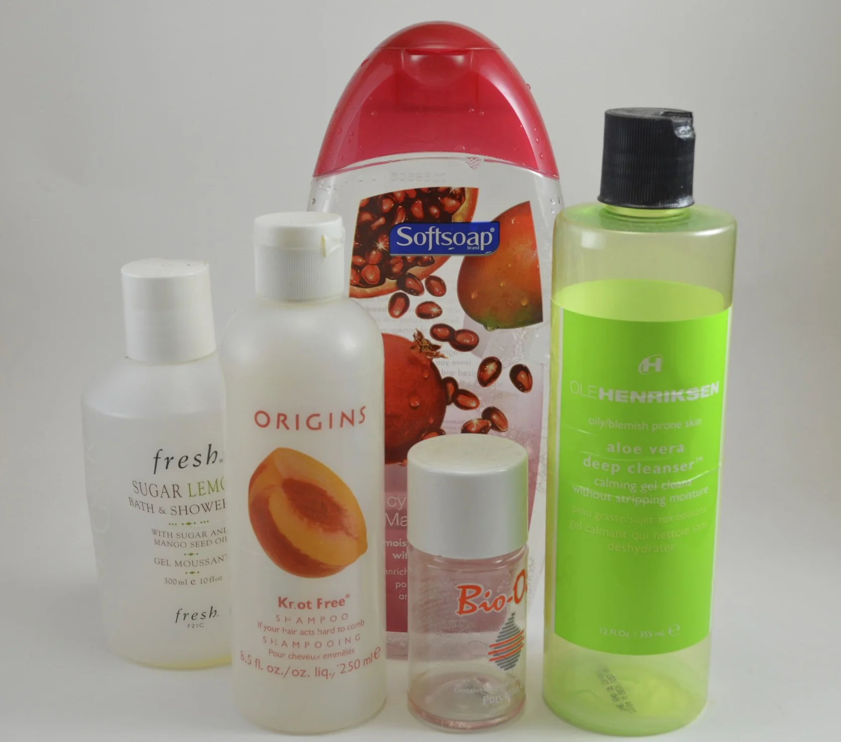 fresh sugar lemon shower gel, origins knot free shampoo, softsoap juicy pomegranate, Bio Oil, Ole Henriksen Aloe Vera Cleanser