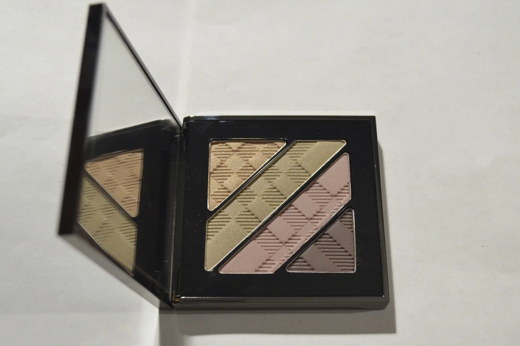 burberry complete eye palette in pink taupe review