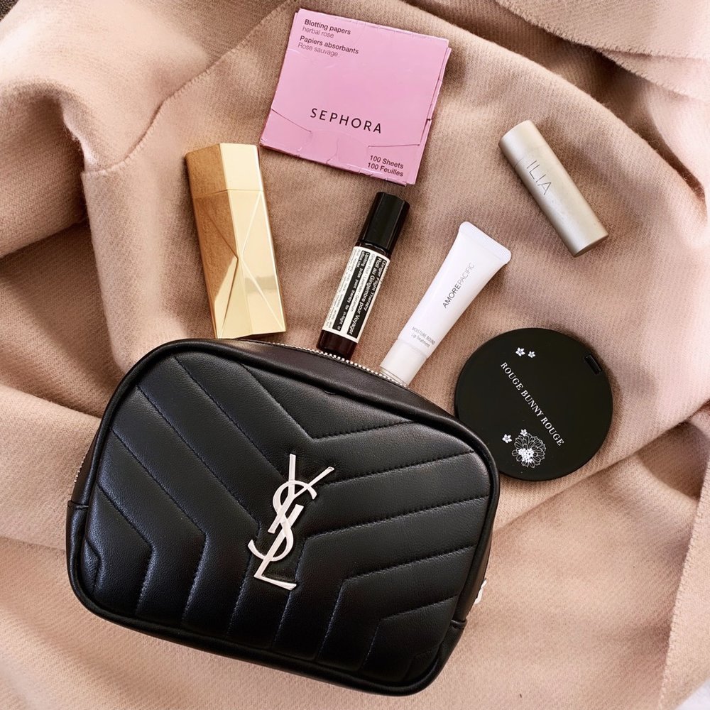 Mange Prøve Nat Makeup Bags I'm Obsessing Over (& What's in my YSL Cosmetic Bag) — XOXO,  JOYCE