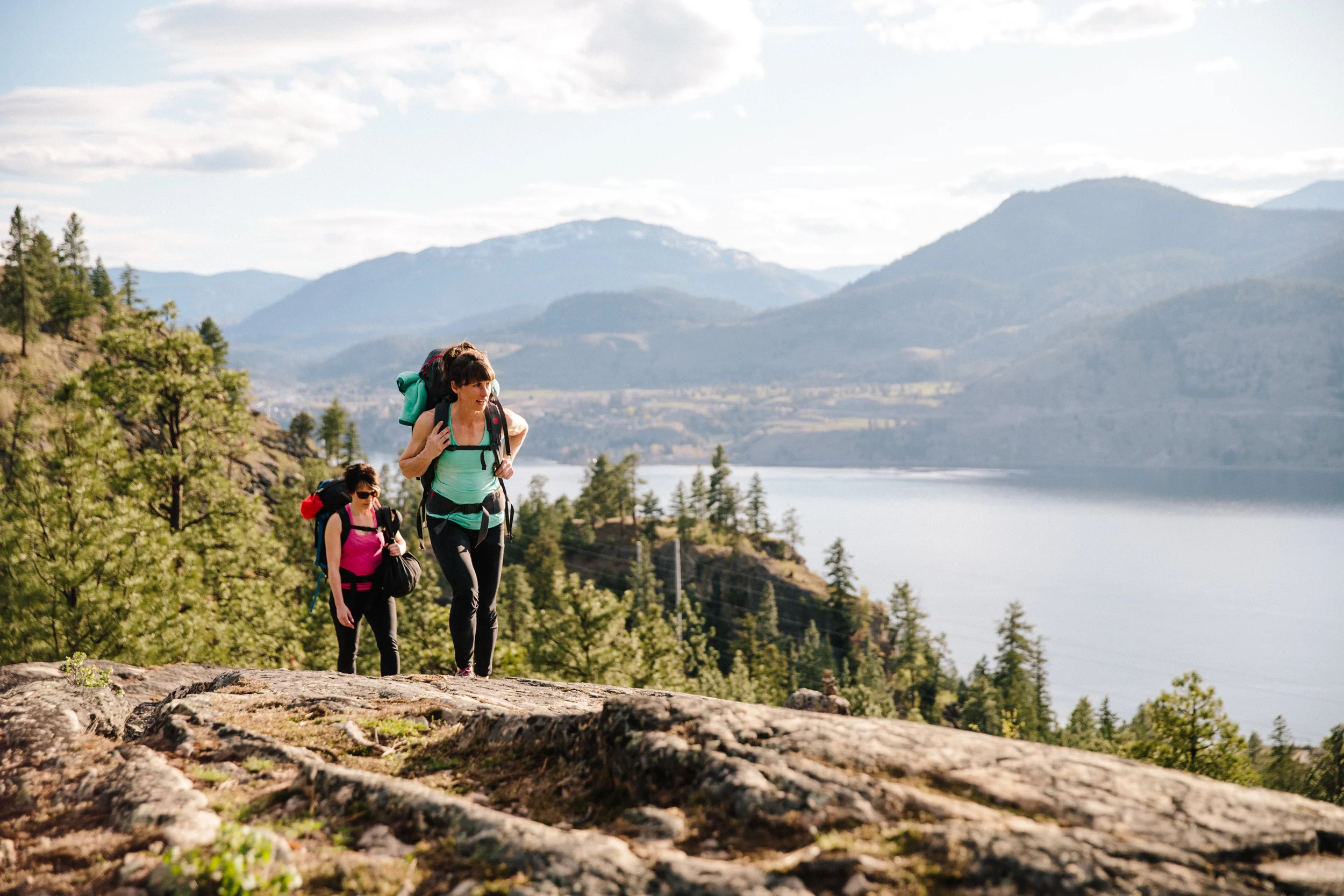 25robb-thompson-skaha-climbing-sarah-leanne-hart-.jpg