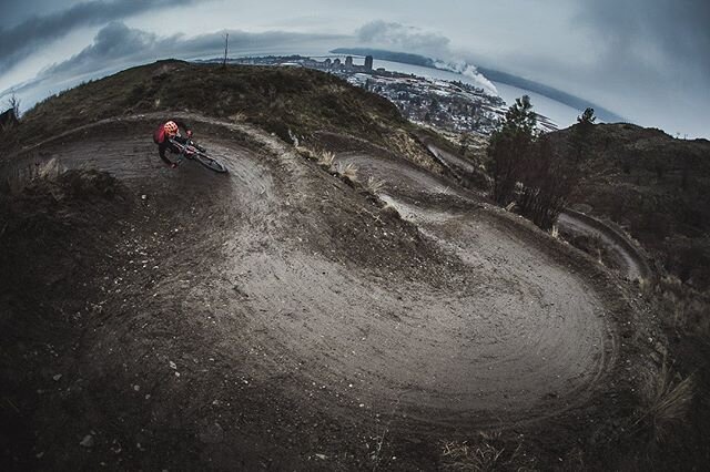 @basvsteenbergen flowing in Kelowna - March/April issue of Bike - Is BC Getting Soft? Nice to see this shot get dusted off and put into print. @bikemag