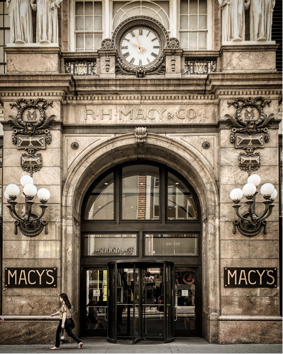 The inspiring storefront of R. H. Macey, W36 Street, New York