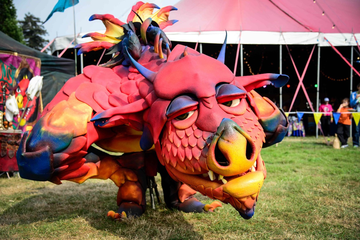 Epic the Dragon Dragon Animatronic Creature &amp; Puppetry Street Theatre Entertainment Performance Show