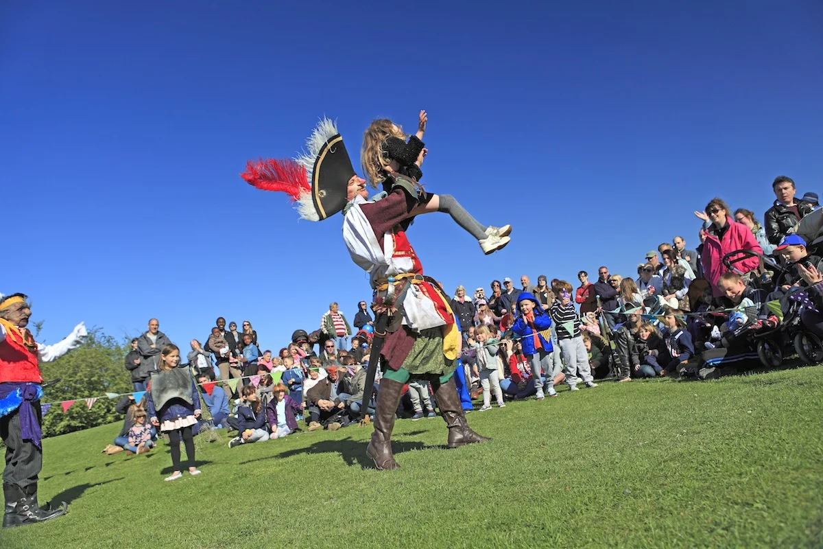 Epic the Dragon Comedy Street Theatre Entertainment Show
